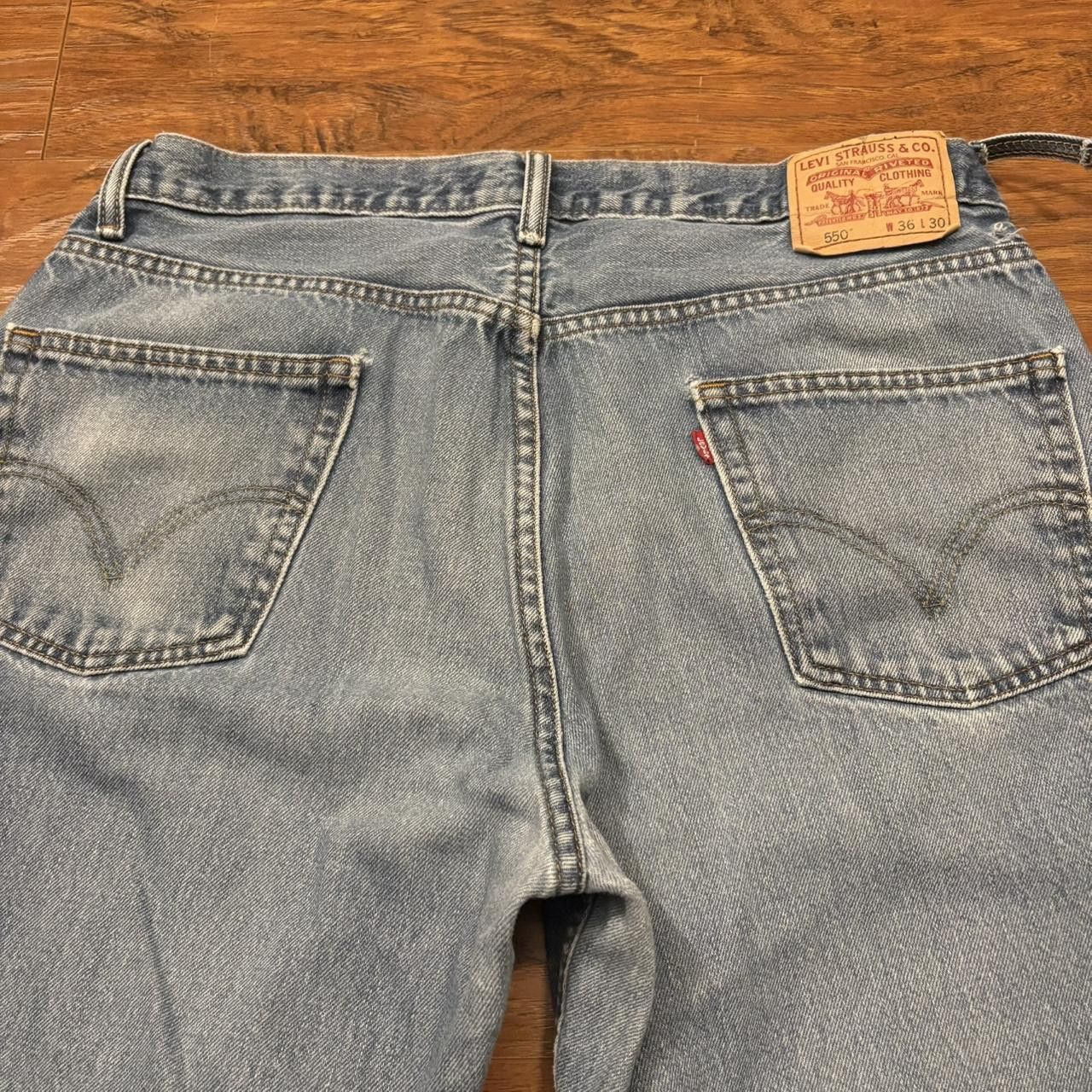 Levi's Crazy Vintage Y2K/2000s Baggy Levis Relaxed Fit Medium Wash Denim Jeans! Size US 36 / EU 52 - 5 Thumbnail