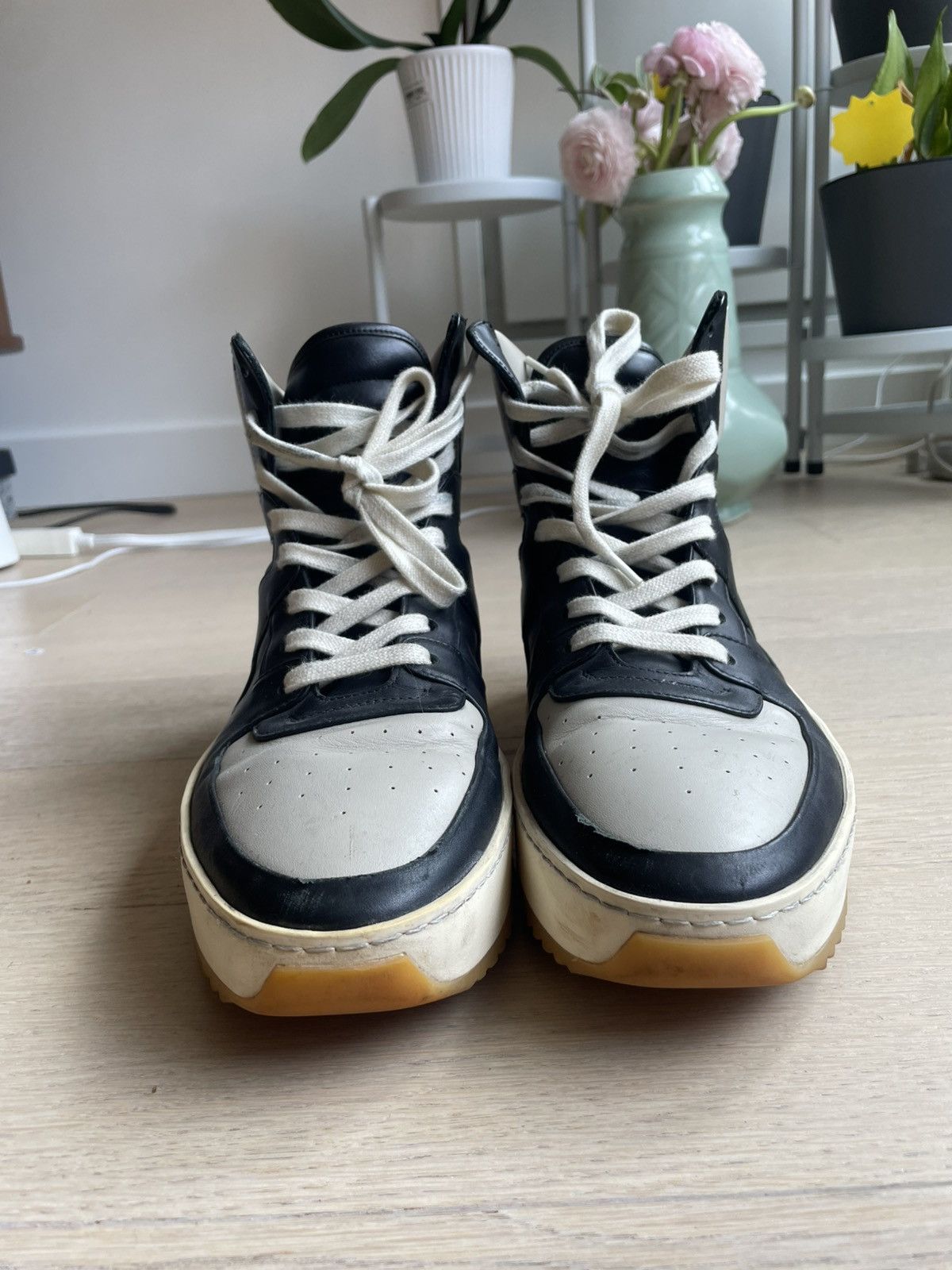 Fear of God Fear of God Basketball Sneaker 'Paris Sky Grey Black' Size US 10 / EU 43 - 2 Thumbnail
