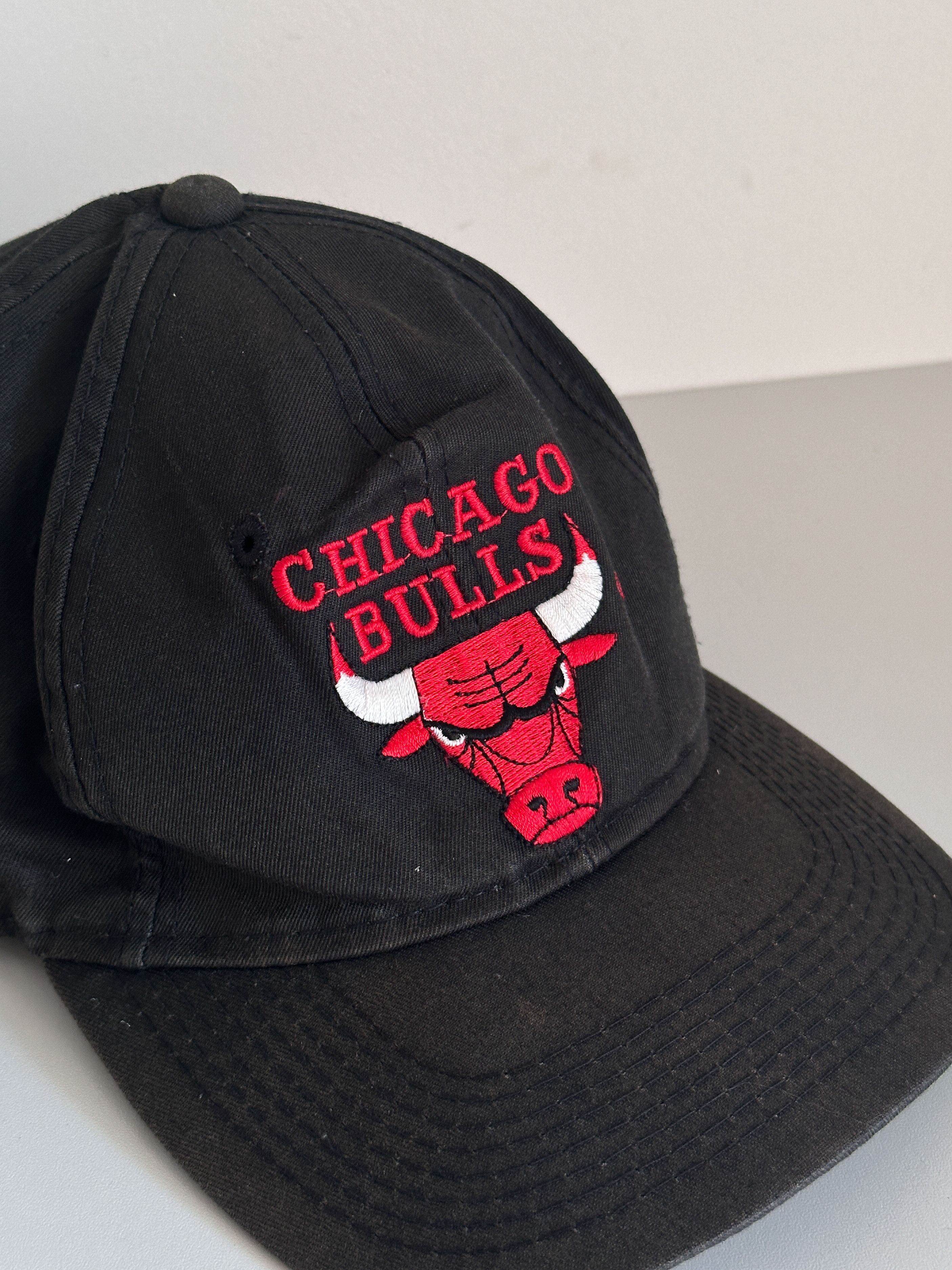 NBA Vintage Chicago Bulls Cap Size ONE SIZE - 2 Thumbnail