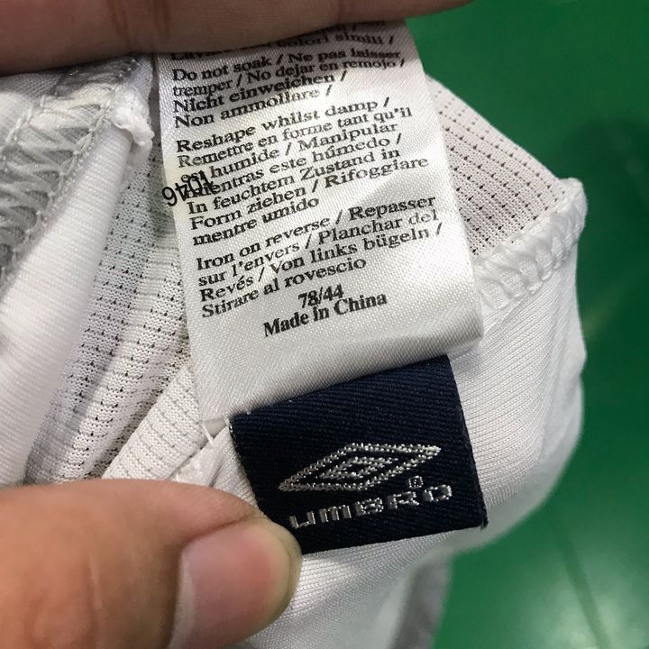 Umbro Vintage 2008-10 England Umbro Jersey Training Shirt nationwi Size US M / EU 48-50 / 2 - 5 Thumbnail