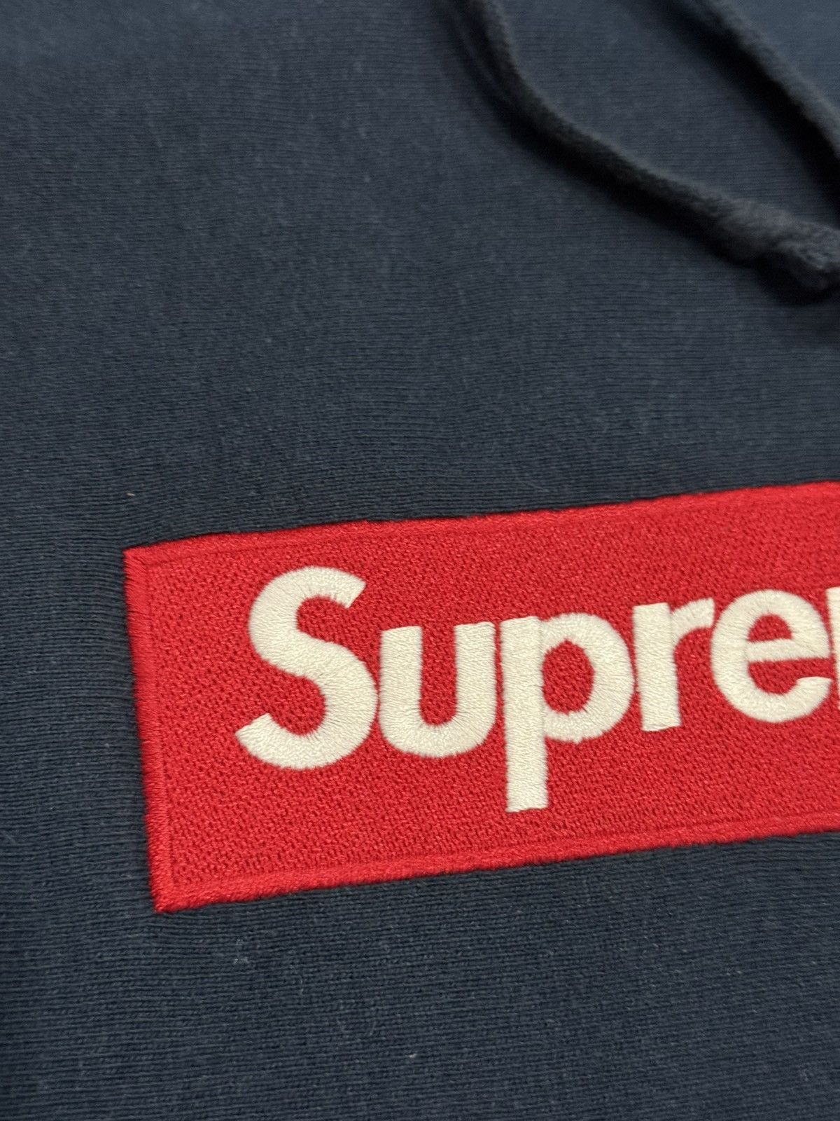 Supreme Supreme FW12 Box Logo Hoodie- Red on Navy Size US M / EU 48-50 / 2 - 3 Thumbnail