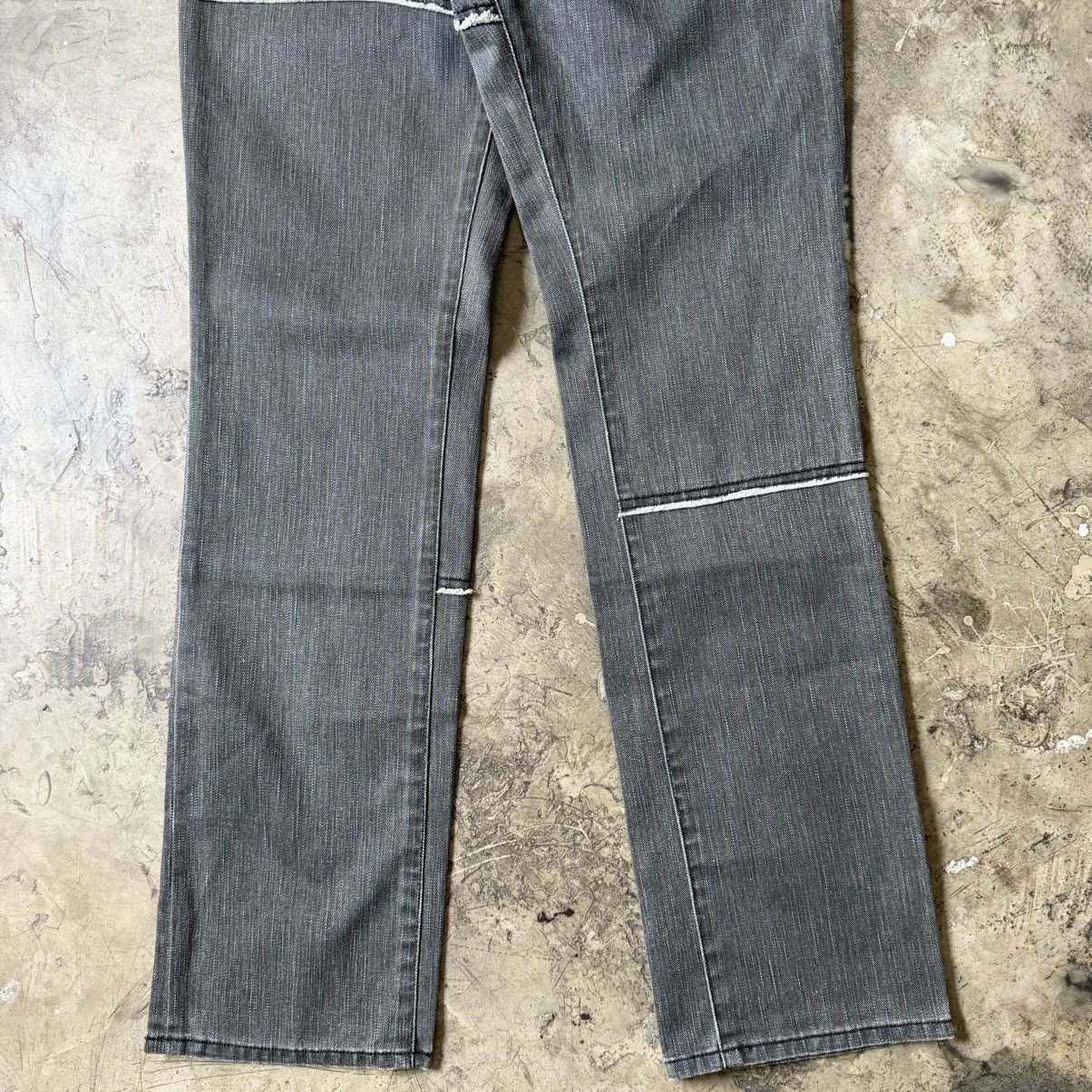 Burberry Burberry Blue Label - Distressed Patchwork Jeans Size US 31 - 5 Thumbnail