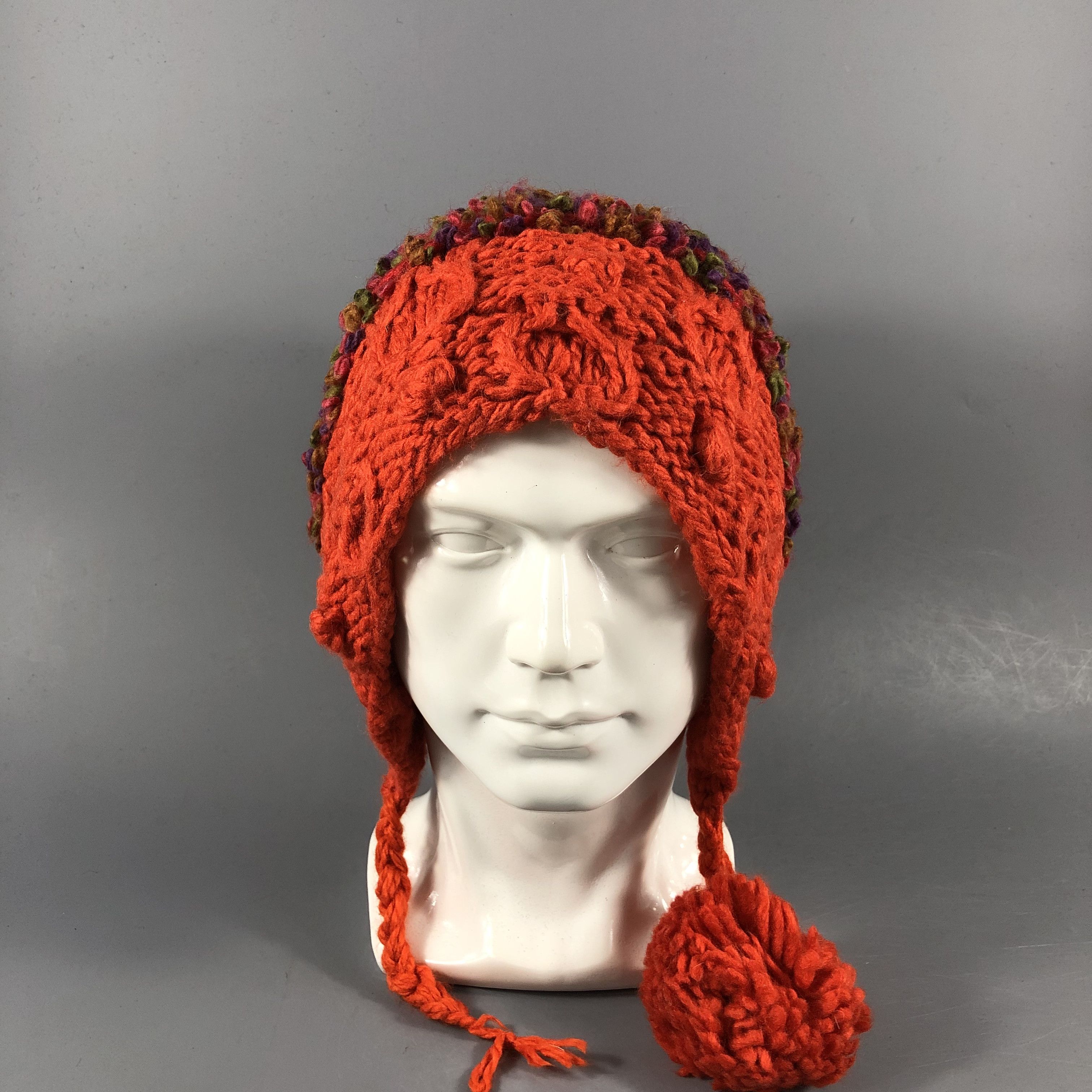 Vintage Unknown Knit Bobble Beanie Snowcap Snow Hat B954 Size ONE SIZE - 1 Thumbnail