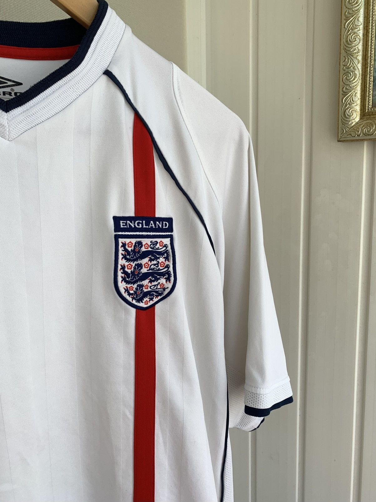 Umbro Umbro England Vintage 2001-2003 Home Football Shirt Size XL Size US XL / EU 56 / 4 - 4 Thumbnail