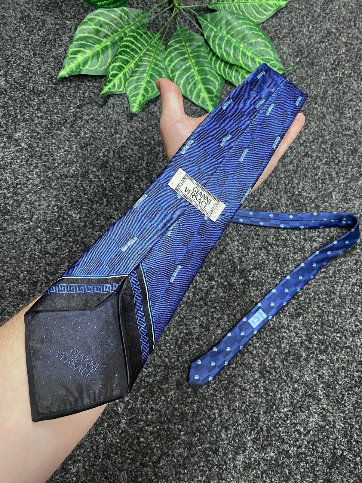 Versace Vintage tie GIANNI VERSACE Size ONE SIZE - 1 Thumbnail
