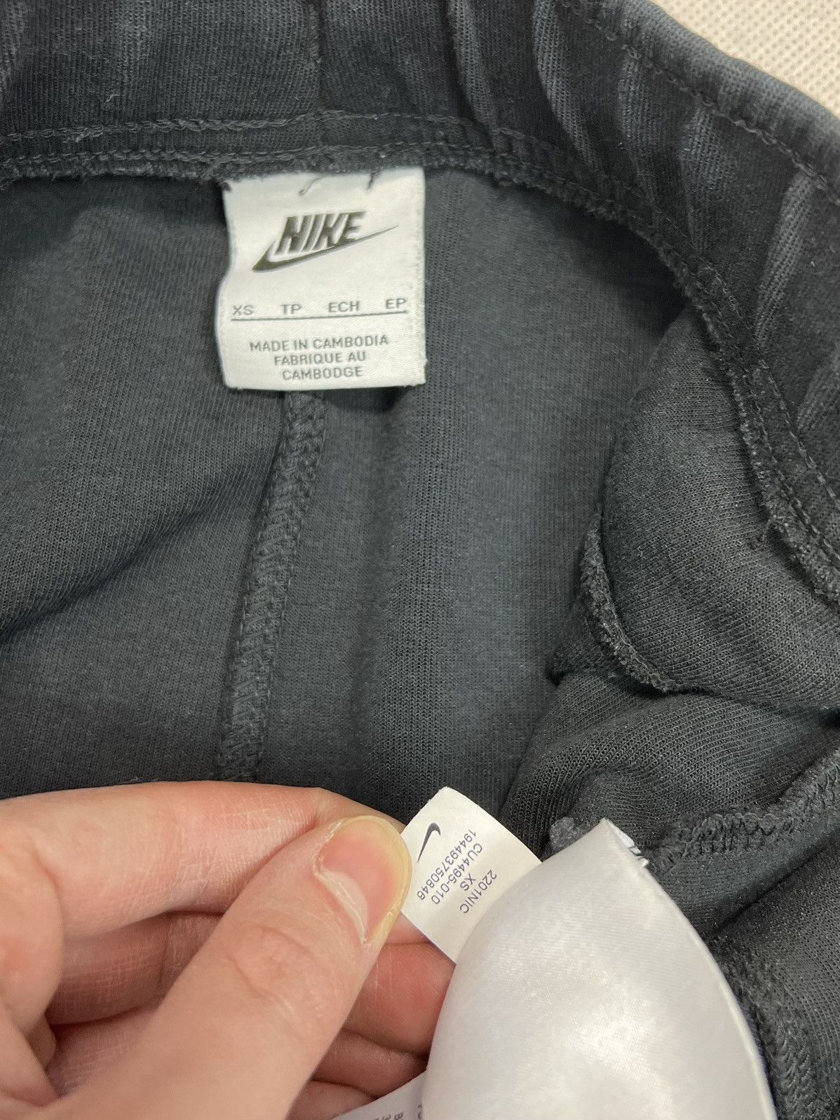 Nike Pants Nike Tech Fleece black dresy Size US 30 / EU 46 - 4 Thumbnail