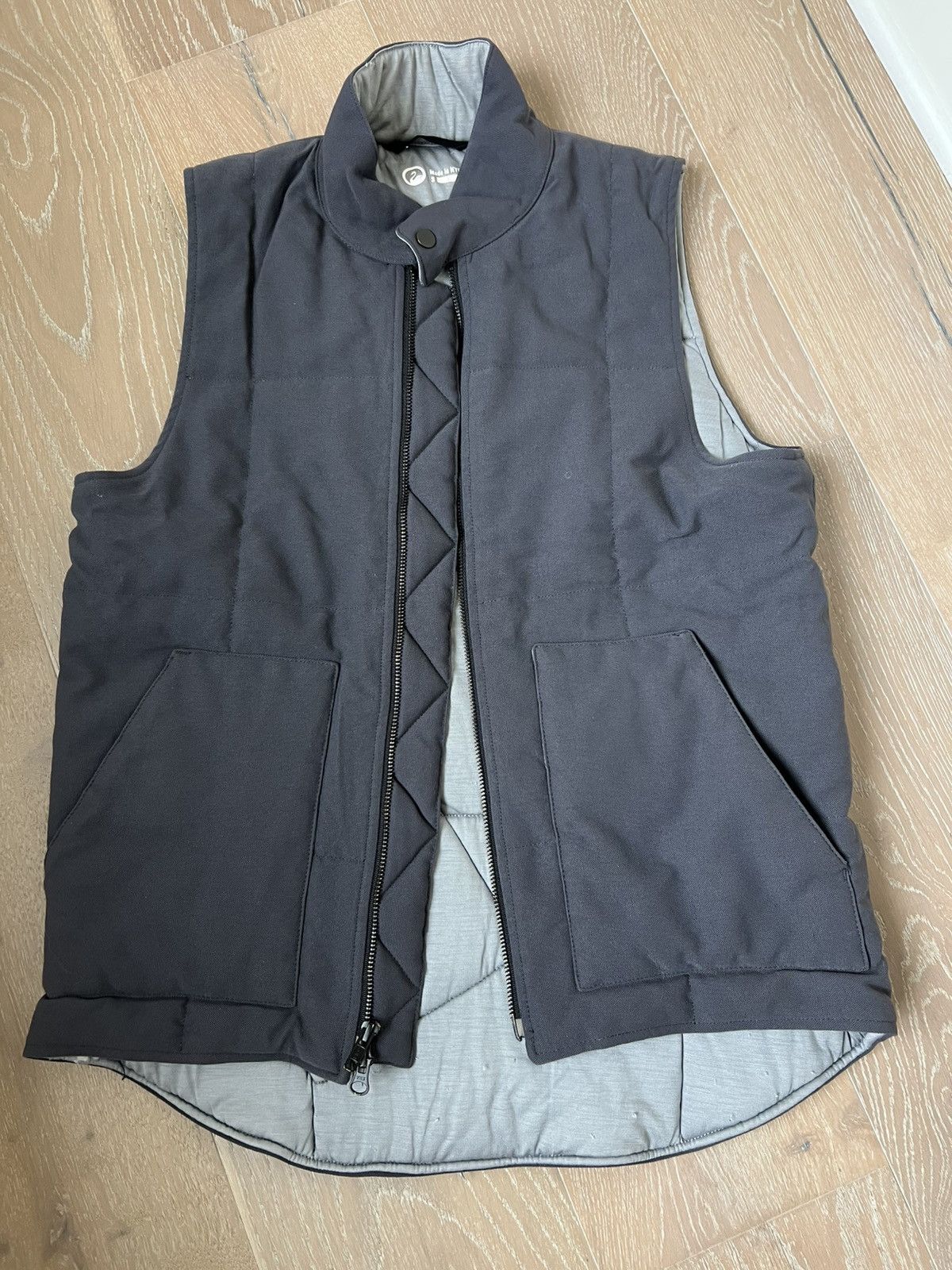 Outlier Outlier Strong Cloth Vest Size US S / EU 44-46 / 1 - 2 Thumbnail