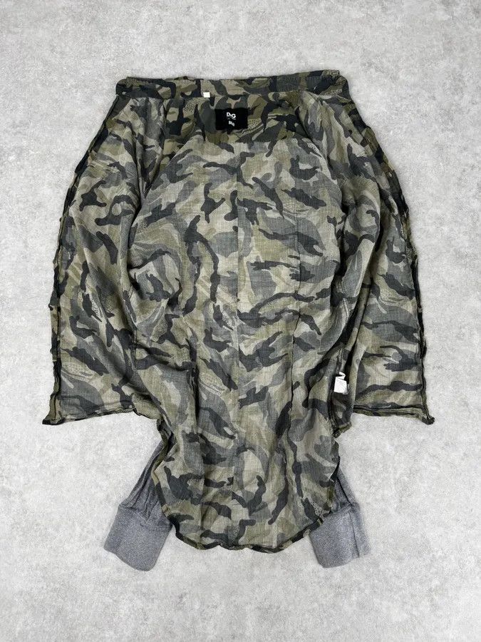 Dolce & Gabbana 2000s Dolce & Gabbana Green & Grey Camo Hybrid Shirt Size US S / EU 44-46 / 1 - 7 Thumbnail