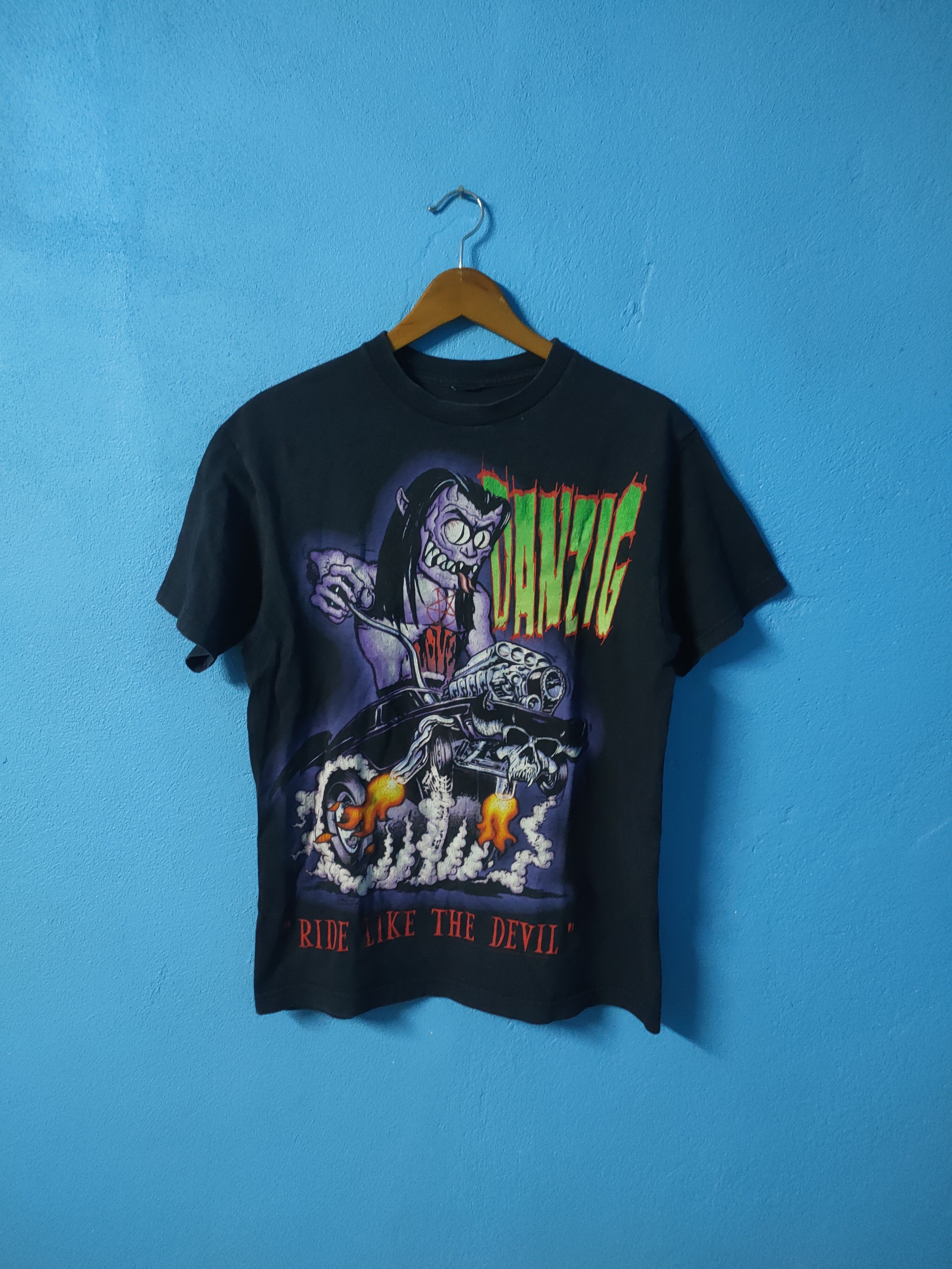 image of Band Tees x Vintage 2006 Danzig Band Promo World Tour Tshirt in Black, Men's (Size Medium)