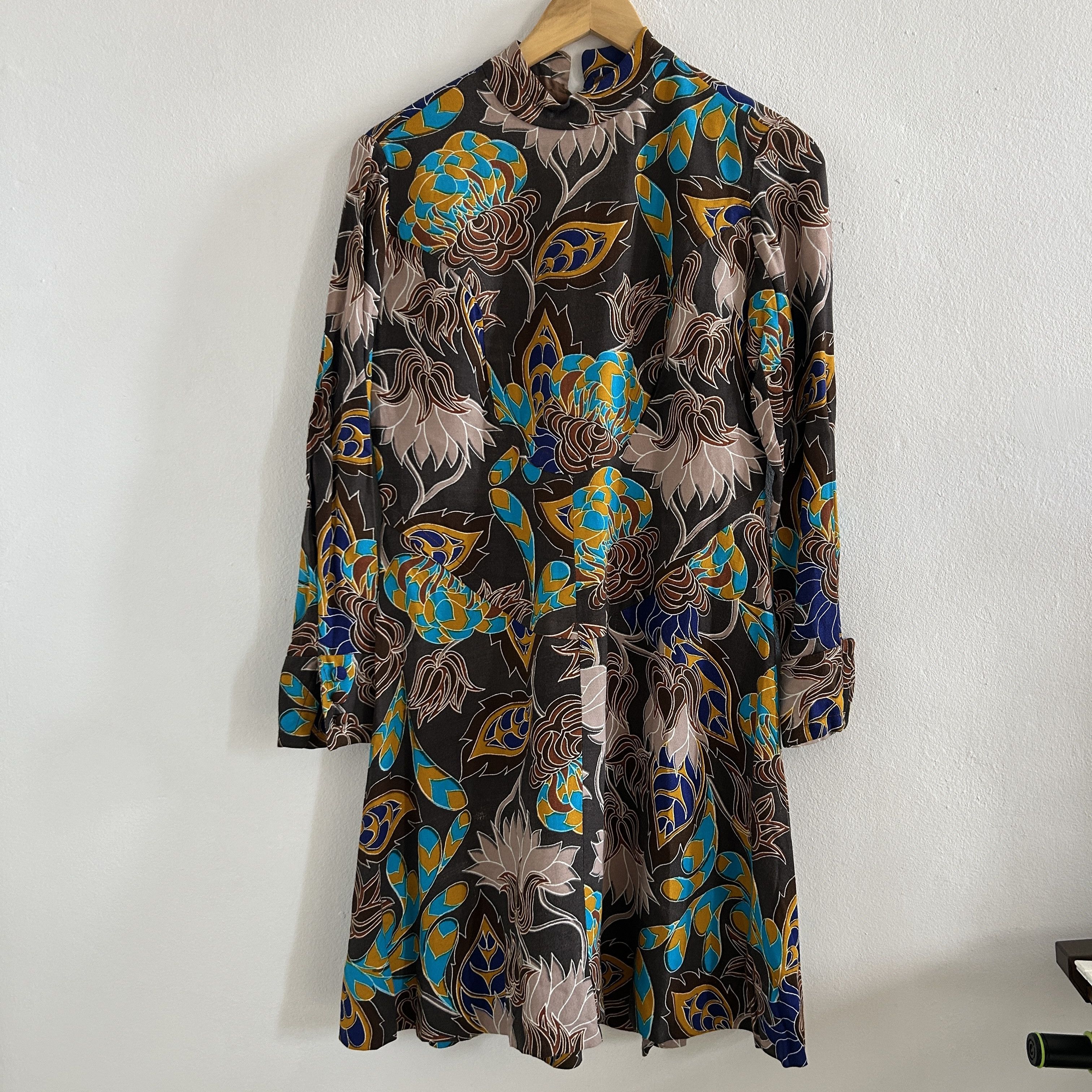 Vintage Vintage 70s Floral Midi Dress Size M / US 6-8 / IT 42-44 - 9 Thumbnail