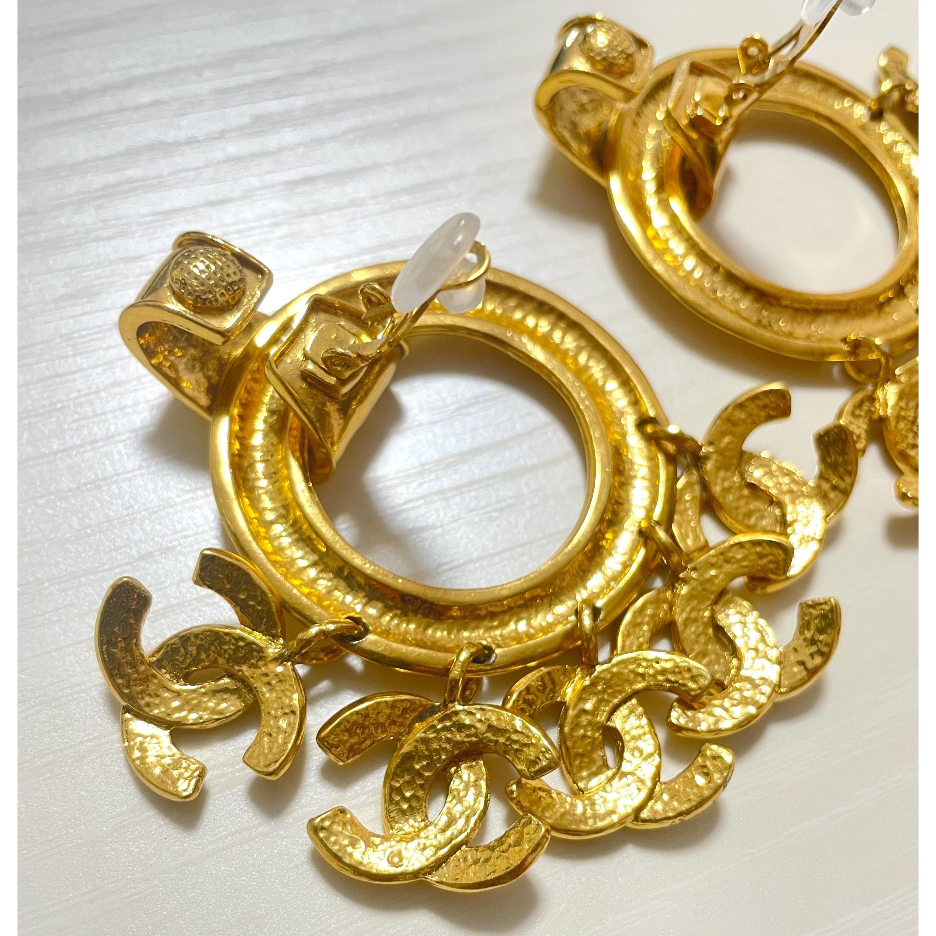Chanel Vintage CHANEL large hoop dangle earrings with cc Size ONE SIZE - 7 Thumbnail