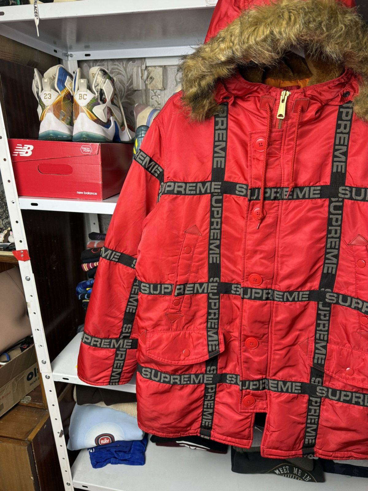 Supreme 2018 Supreme Logo Tape N-3B Parka Jacket Size US M / EU 48-50 / 2 - 3 Thumbnail
