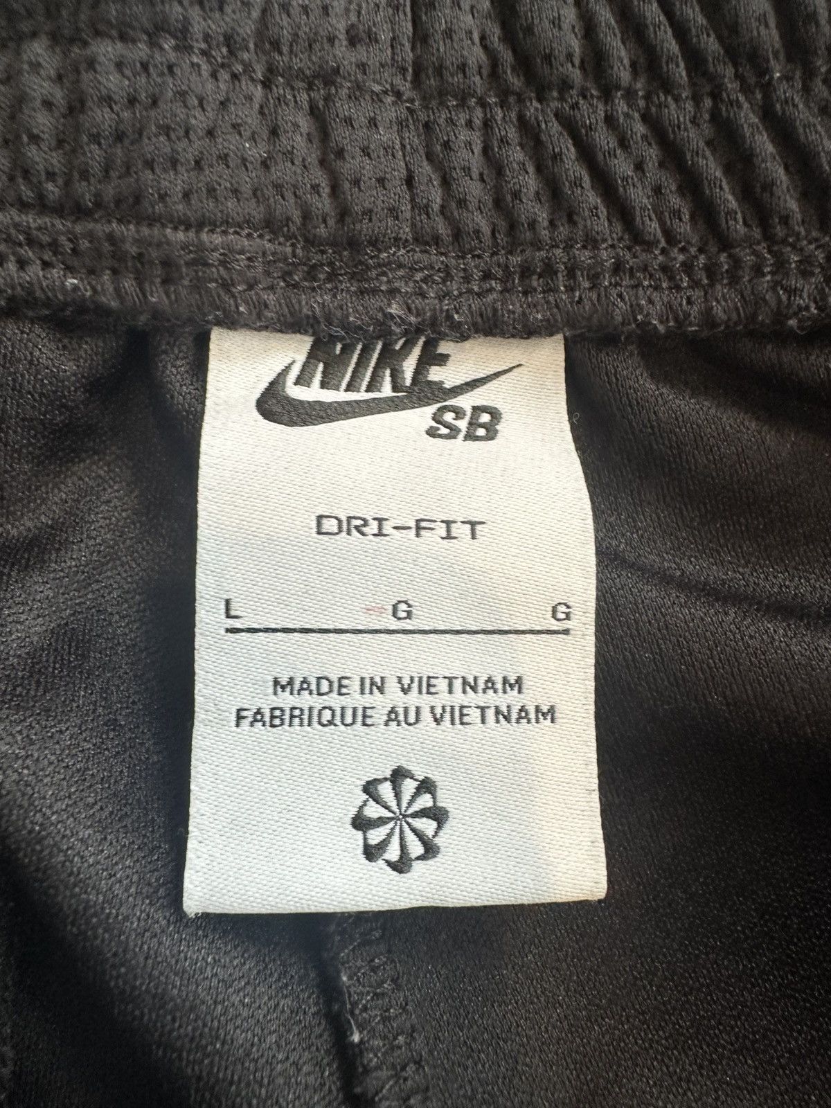 Nike Nike Sb shorts size mens large Size US 32 / EU 48 - 4 Thumbnail
