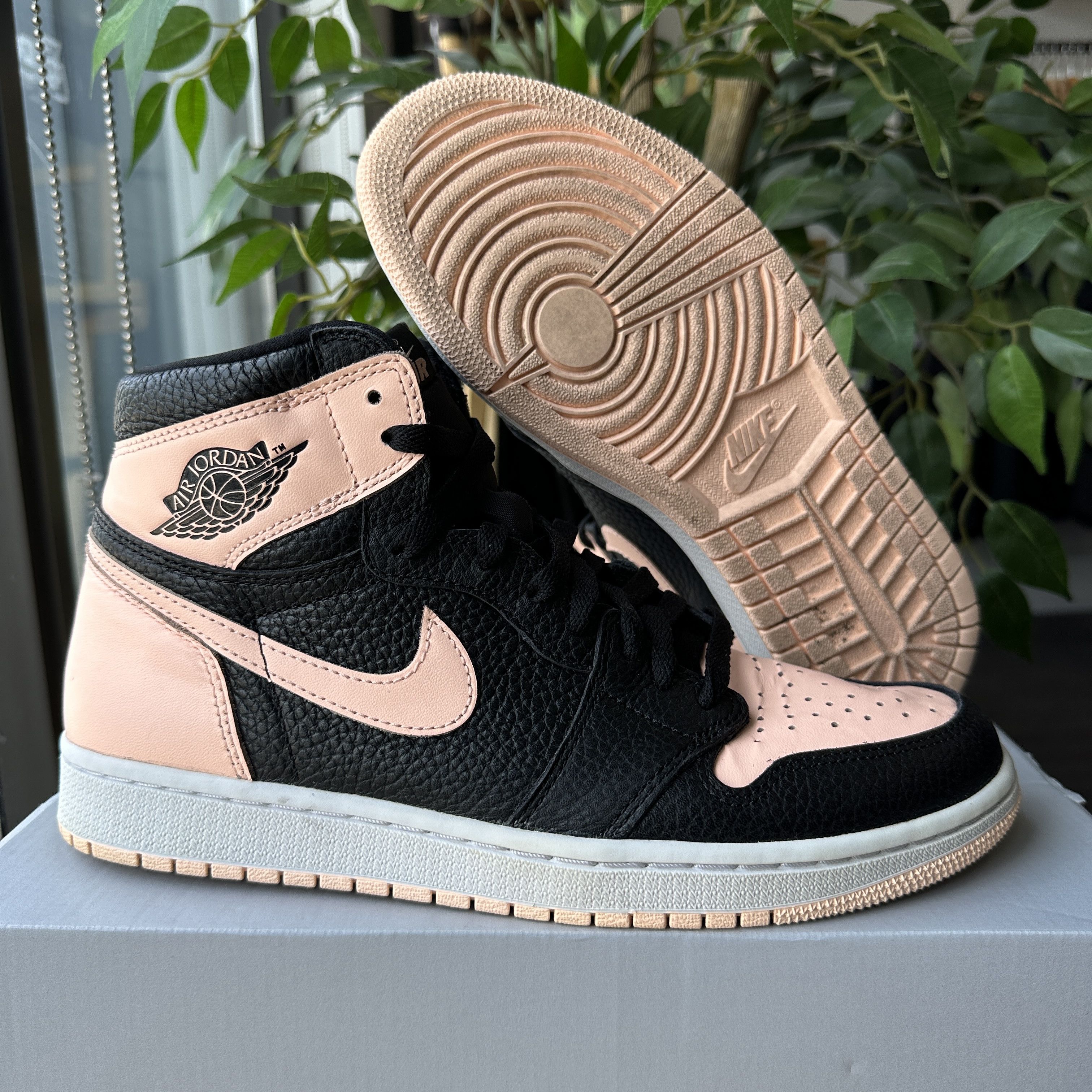 Jordan Brand Air Jordan 1 High Size US 9.5 / EU 42-43 - 1 Thumbnail