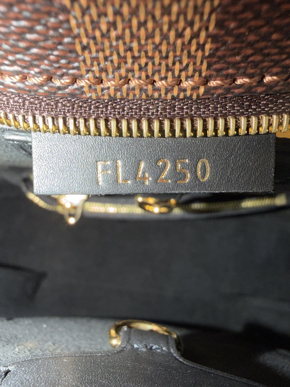 Louis Vuitton LV New Tote Size ONE SIZE - 20 Thumbnail