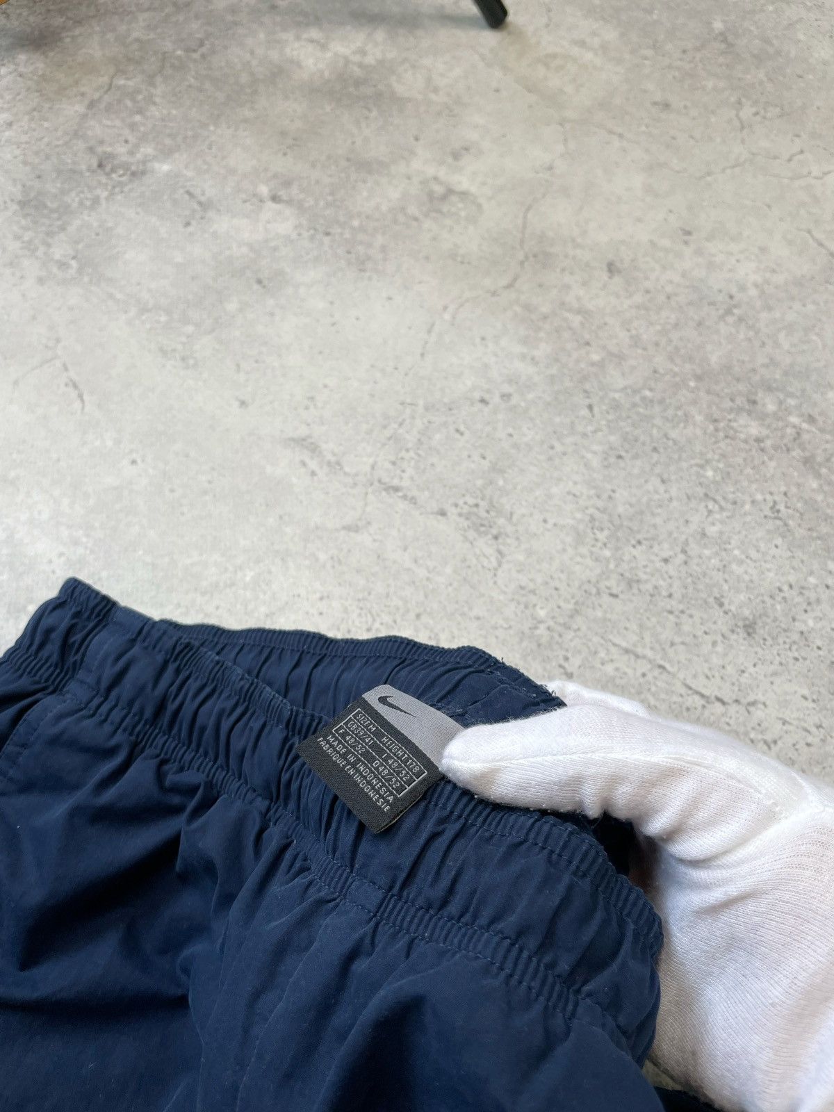 Nike × Vintage Vintage Nike Y2K Nylon Pants Size US 32 / EU 48 - 5 Thumbnail