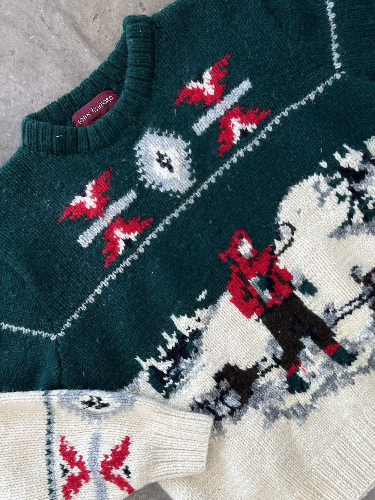 Vintage Vintage John Ashford Knit Wool Sweater XL Size US XL / EU 56 / 4 - 1 Thumbnail