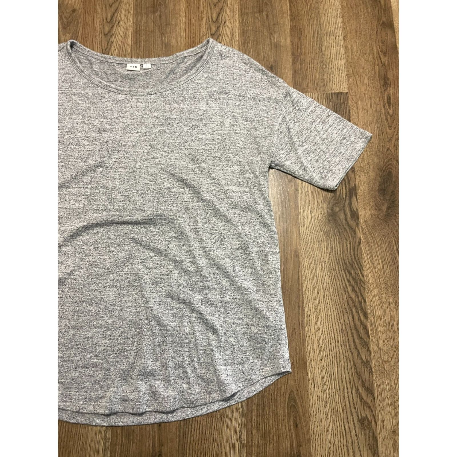 Gap Gap Shirt Women's Medium Grey Round Neck Short Sleeve T-Shirt Casual Regular Modern Basic, Pullover, Free Return, Gap Size M / US 6-8 / IT 42-44 - 4 Thumbnail