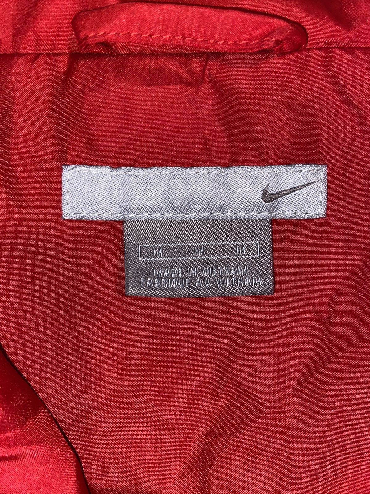 Nike Vintage 2000s era red and black nike windbreaker Size US M / EU 48-50 / 2 - 5 Thumbnail