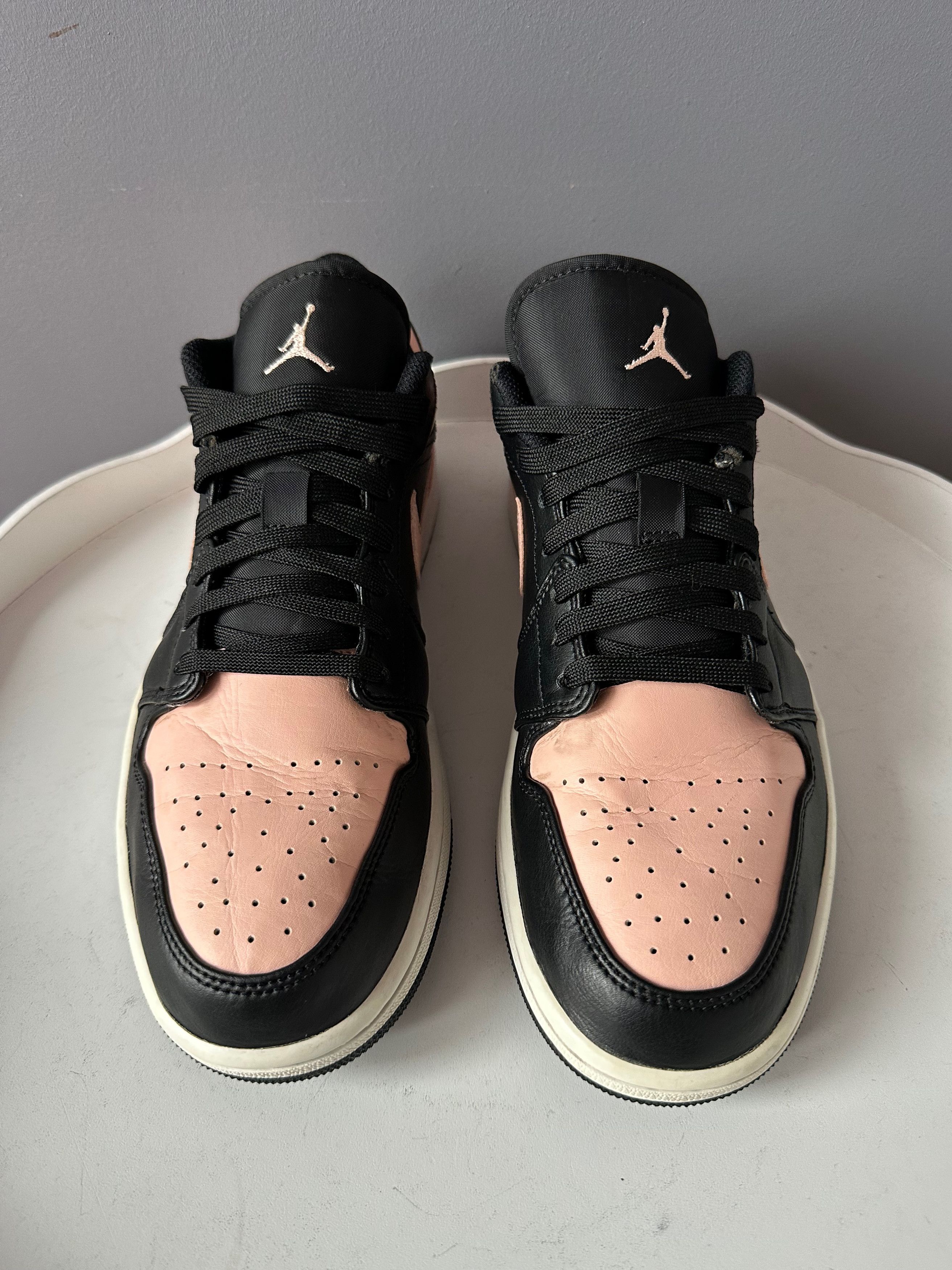Jordan Brand Air Jordan 1 Low Crimson Tint OG Pink Black low top sneakers Size US 10 / EU 43 - 3 Thumbnail
