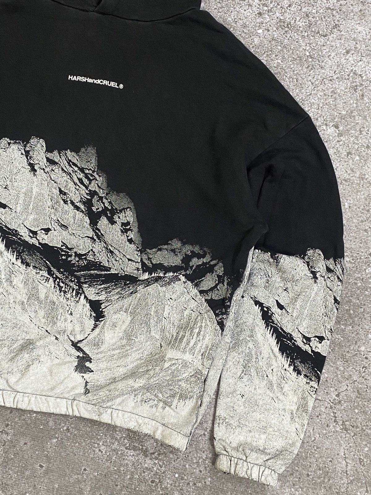 Harsh and Cruel FW19 Mountain hoodie Size US XL / EU 56 / 4 - 6 Thumbnail
