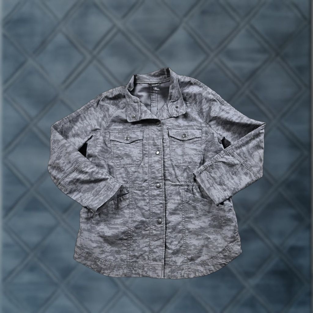 Eddie Bauer Eddie Bauer Jacket Womens Large Gray Camo Snap Front Lightweight Stretch Size L / US 10 / IT 46 - 1 Thumbnail