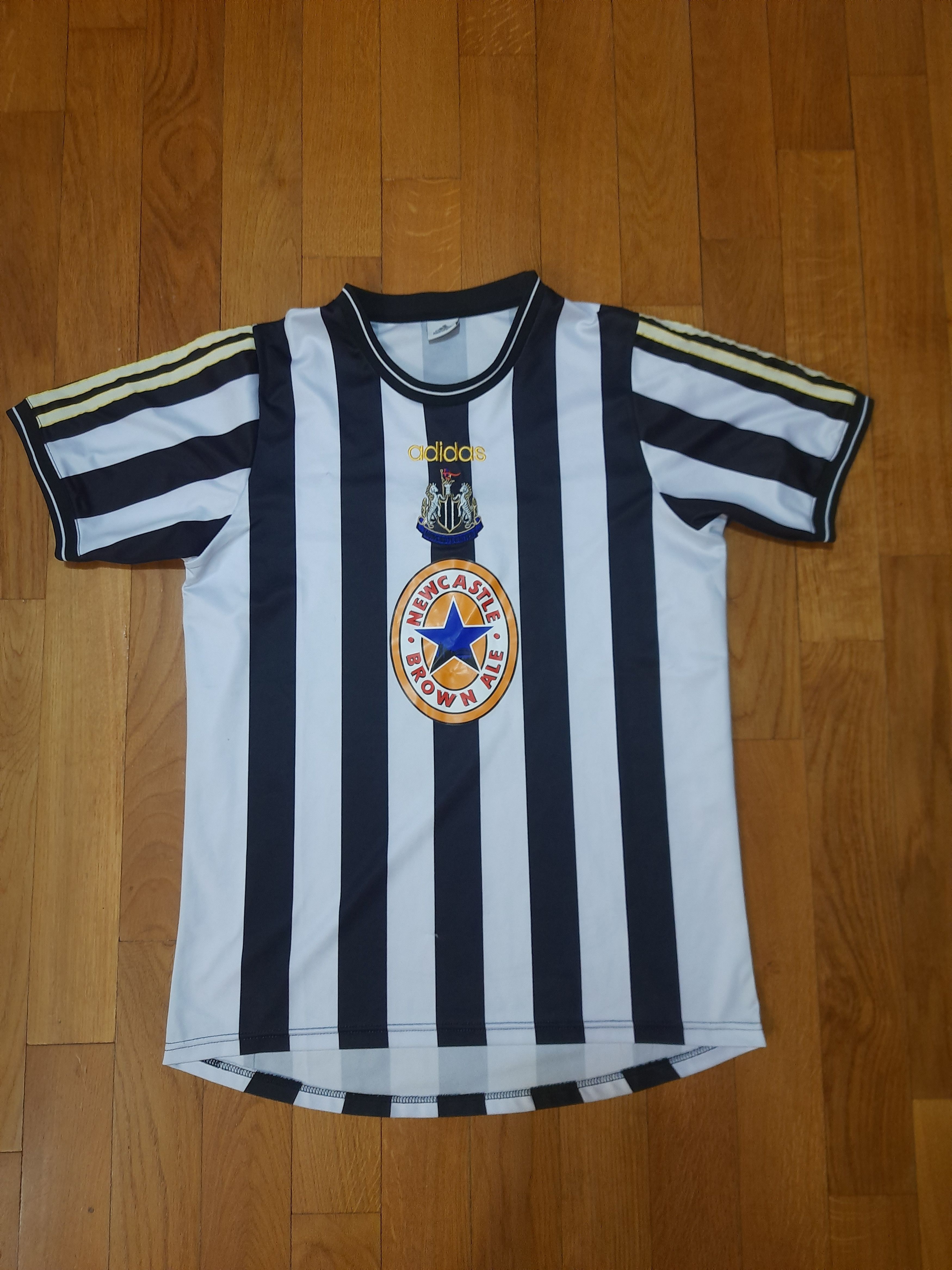 Other Newcastle Retro Vintage Y2k Soccer jersey Shirt Size US L / EU 52-54 / 3 - 1 Thumbnail