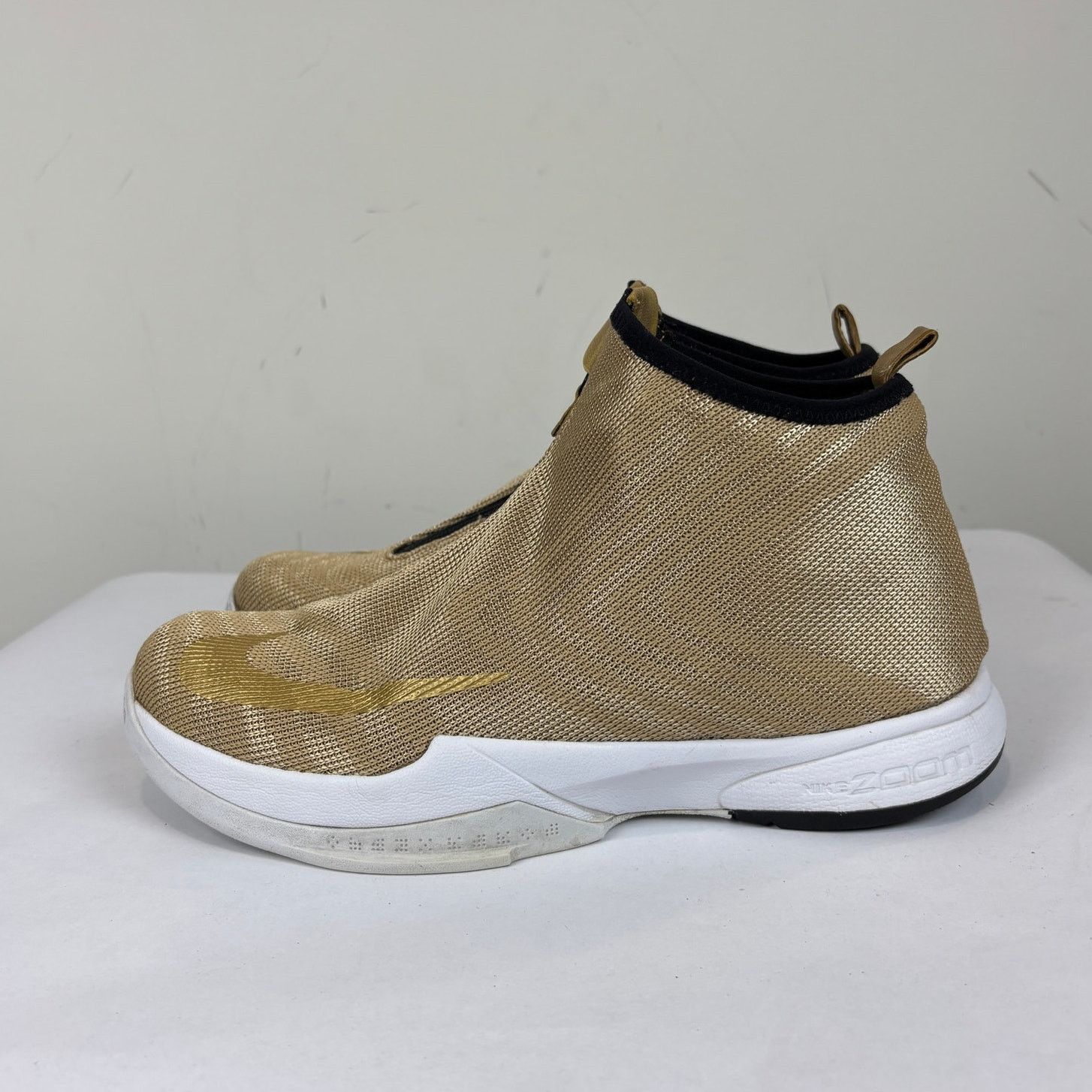 Nike Nike Zoom Kobe Icon Metallic Gold Sneakers Shoes Men's 9 Size US 9 / EU 42 - 5 Thumbnail