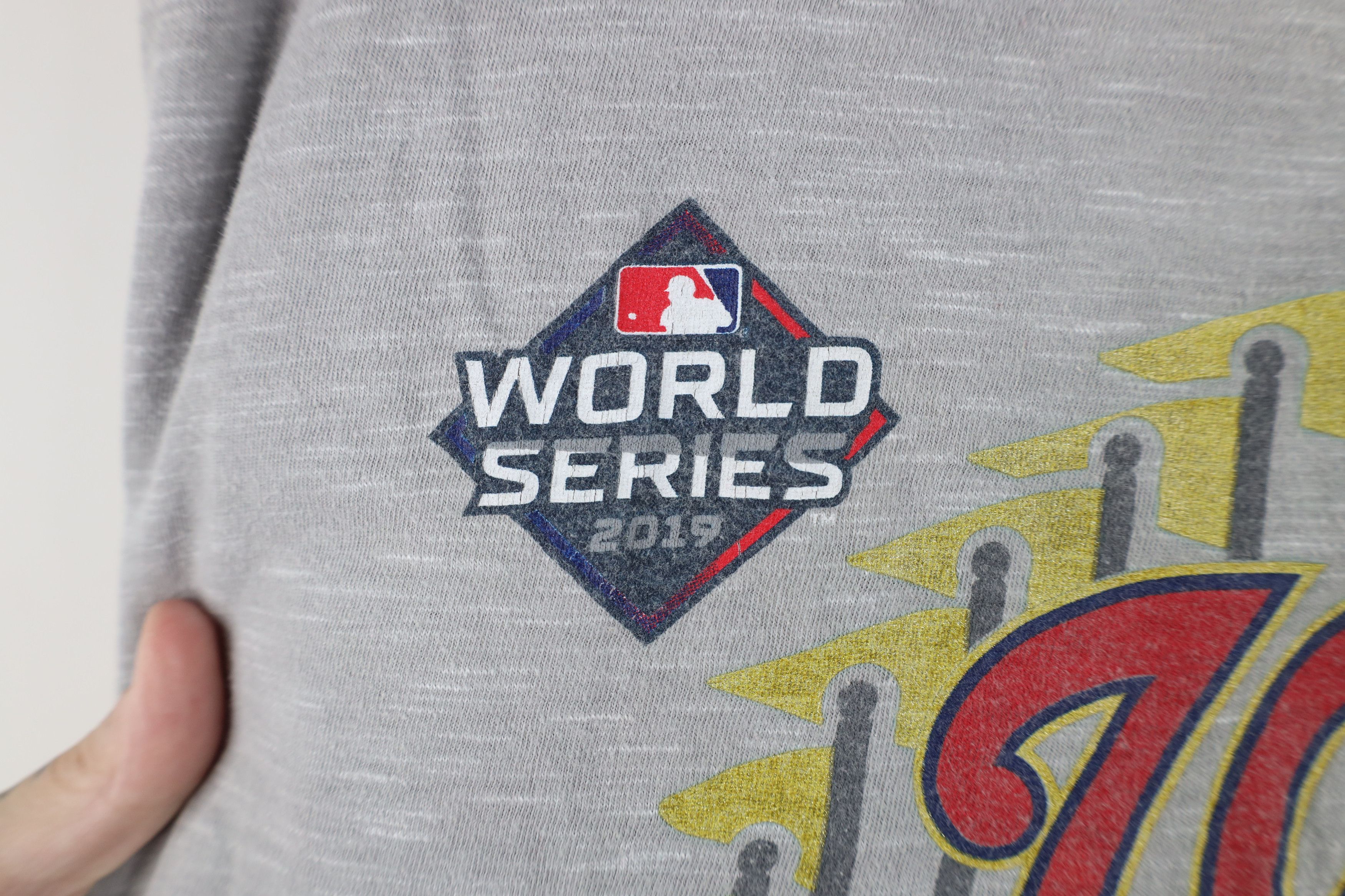 Vintage Fanatics World Series Champs Washington Nationals T-Shirt Size US XL / EU 56 / 4 - 6 Thumbnail