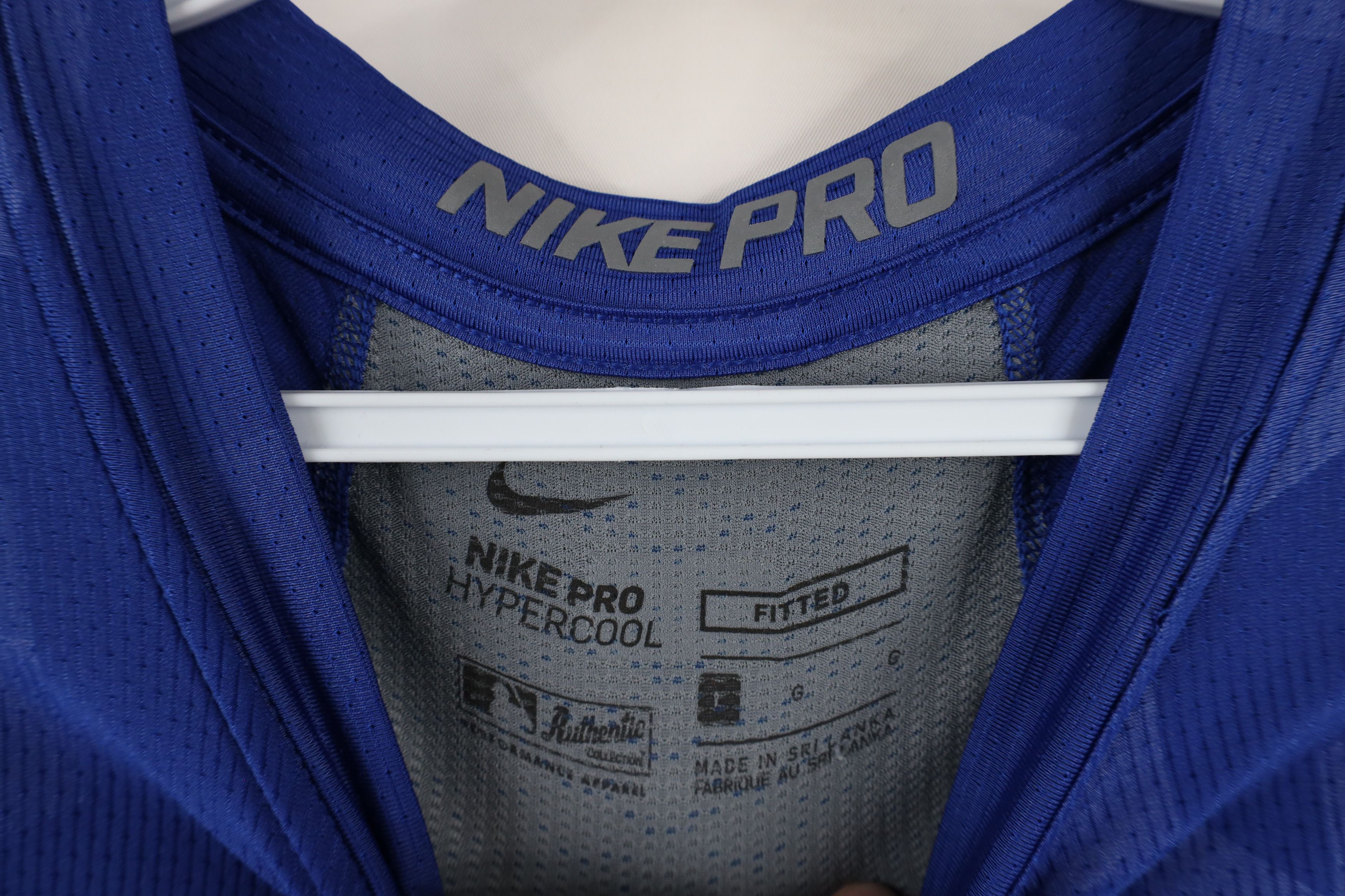 Nike × Vintage Nike Pro Hypercool Fitted Toronto Blue Jays Raglan T-Shirt Size US L / EU 52-54 / 3 - 7 Thumbnail