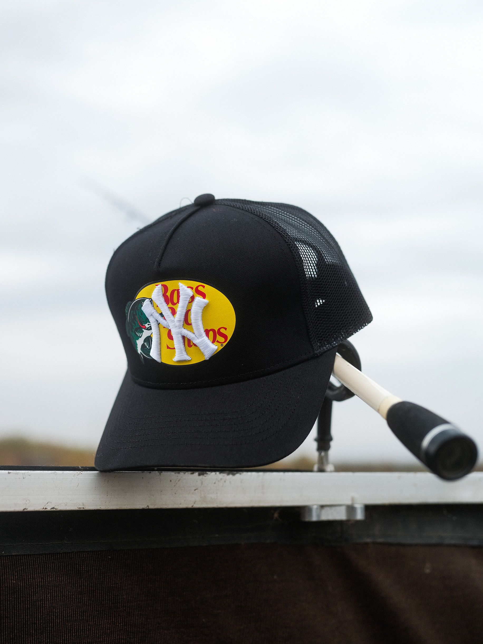 Bass Pro Shops Custom Embroidered Bass Pro Hat (NY Yankees) Size ONE SIZE - 1 Preview