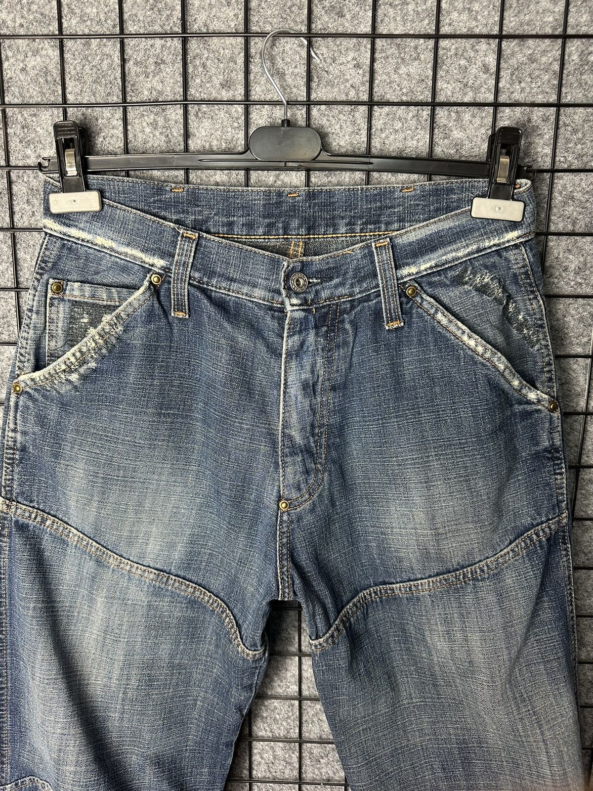 G-Star G Star Raw Streetwear Seam Detail Distressed Jeans Size 31 Size US 31 - 2 Thumbnail