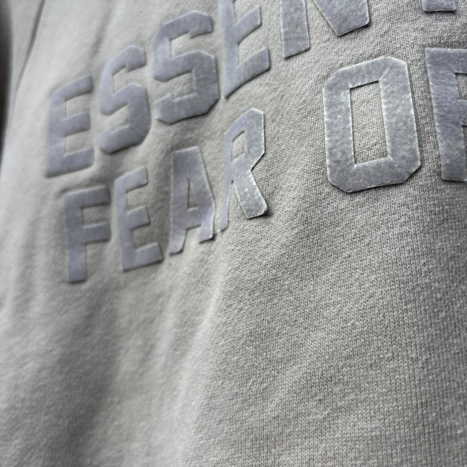 Fear of God essentials fear of god smoke hoodie M Size US M / EU 48-50 / 2 - 4 Thumbnail