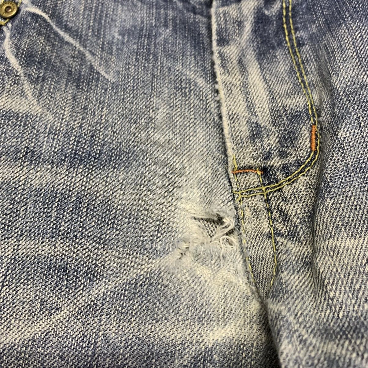If Six Was Nine Red Pepper Red Label Clawmark Distressed Fade Studded Jean Size US 31 - 7 Thumbnail