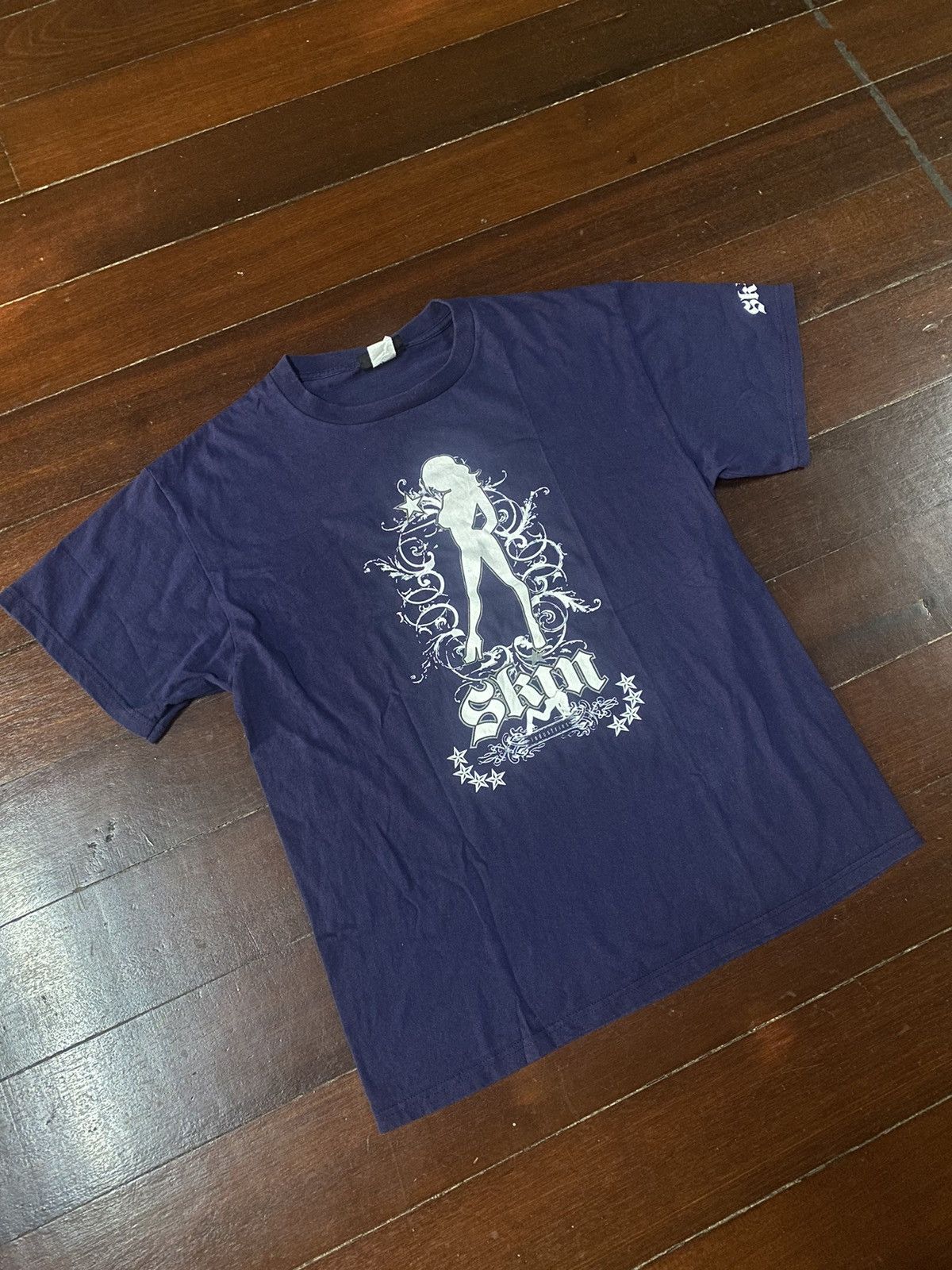 Hook-Ups Rare Vintage Skin Industries Skateboard Tee Size US L / EU 52-54 / 3 - 2 Thumbnail