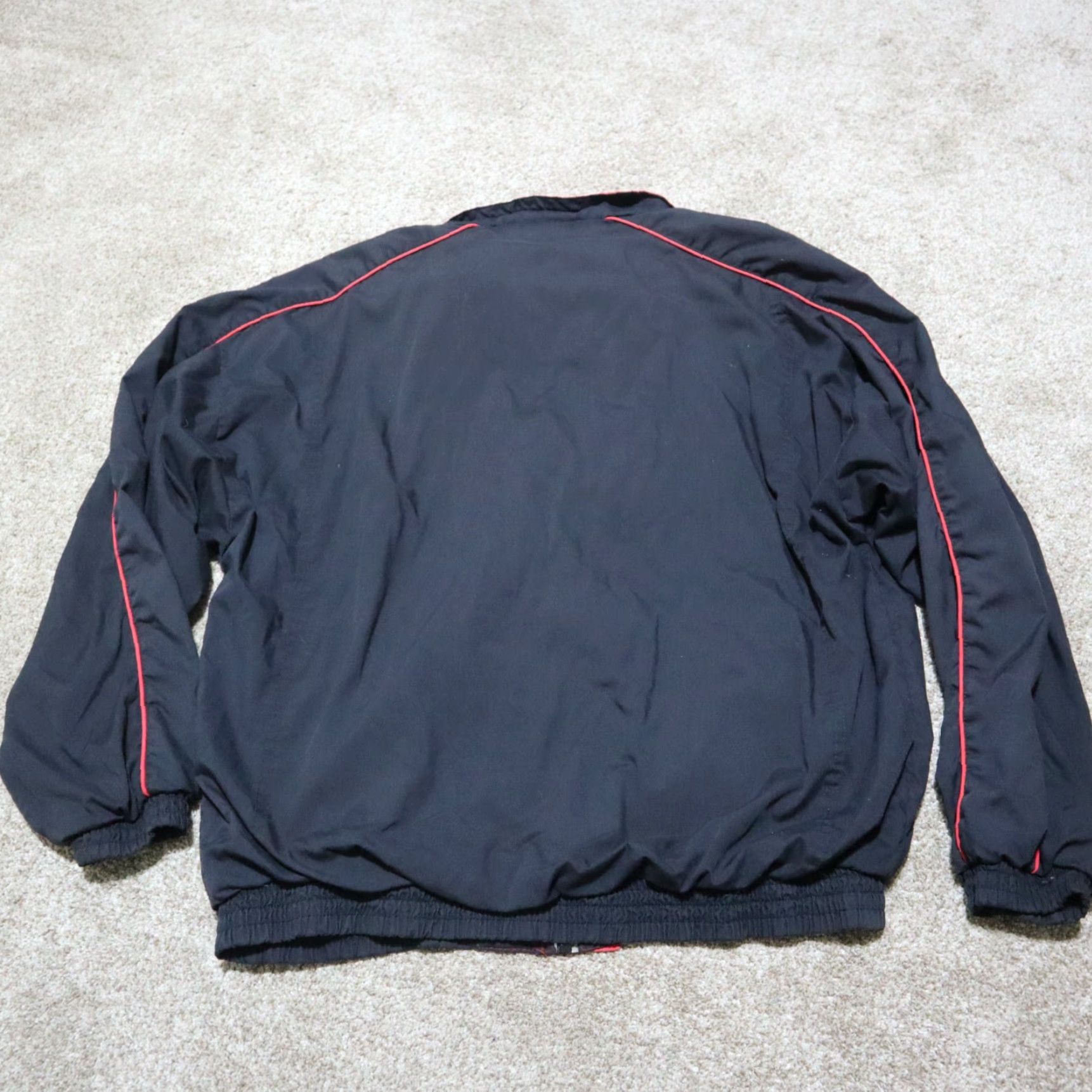 Reebok VINTAGE Reebok Jacket Windbreaker Mens XL Black Red Spell Out Coat Size US XL / EU 56 / 4 - 8 Thumbnail