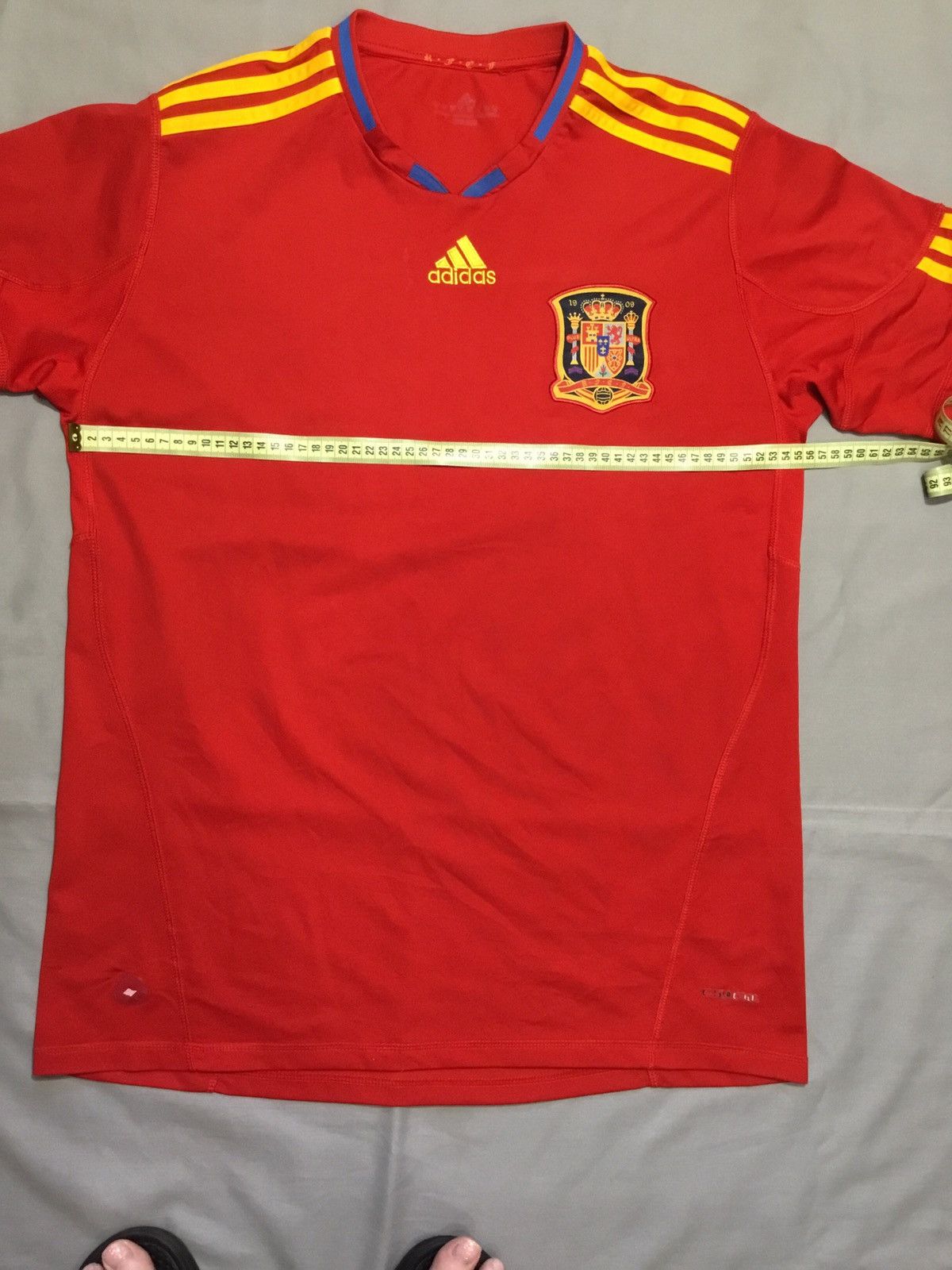Adidas Vintage 2009 Red Adidas Spain National Team Home T-Shirt XL Size US XL / EU 56 / 4 - 7 Thumbnail