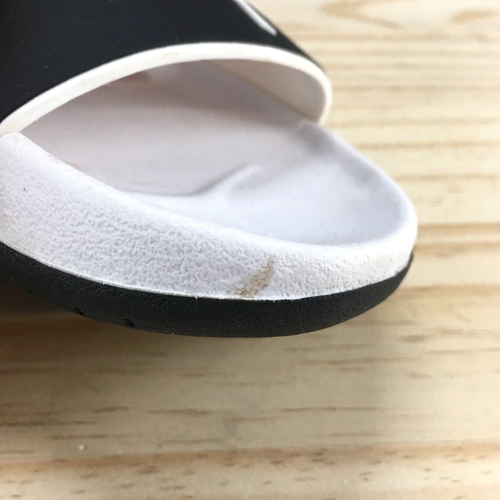 Calvin Klein Calvin Klein Sandals Womens 8 M Brecken Slide White Faux Leather Slip On Comfort Shoes Size US 8 / IT 38 - 6 Thumbnail