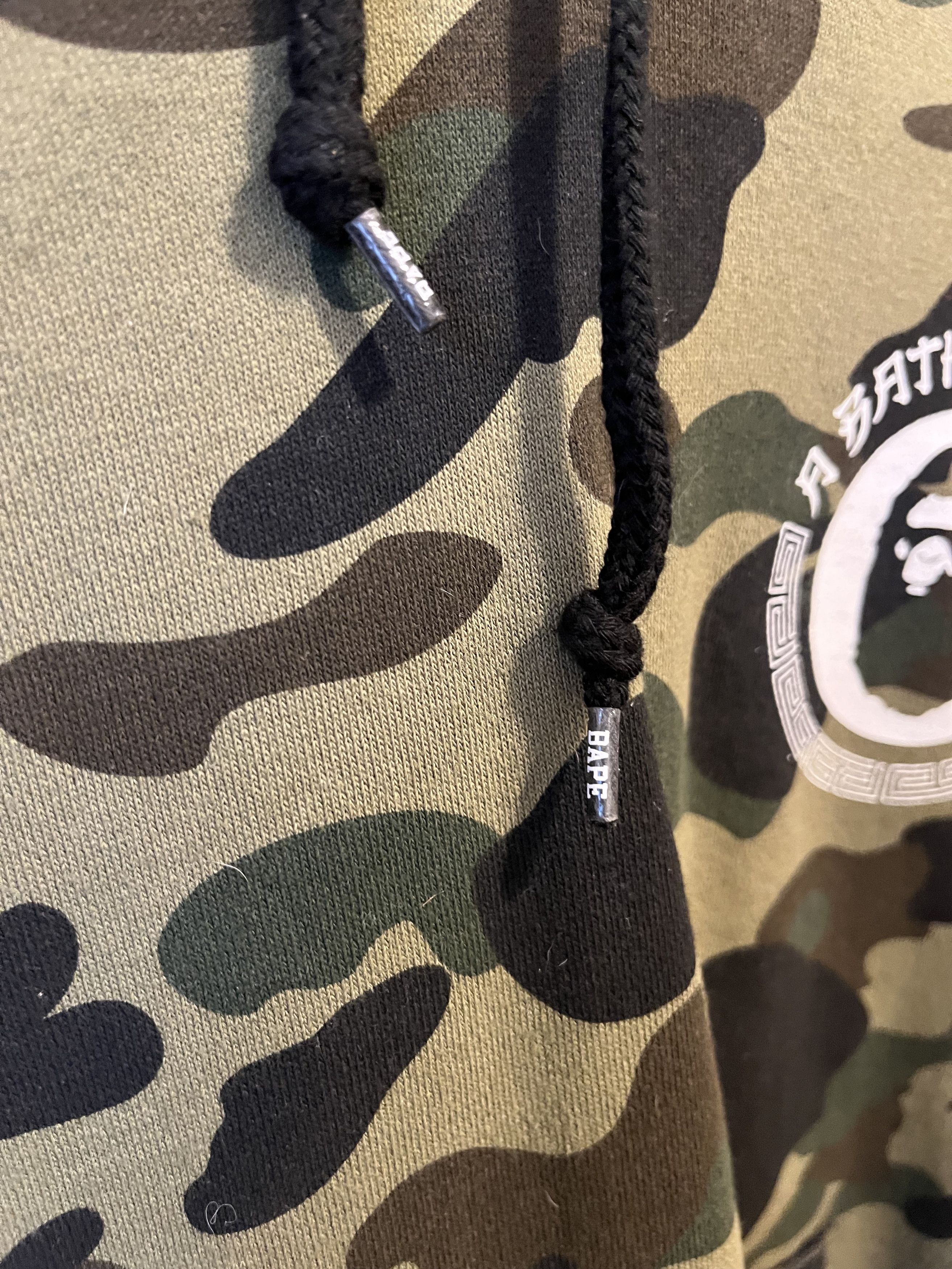 Bape 1st Camo Pullover Hoodie Size US M / EU 48-50 / 2 - 3 Thumbnail