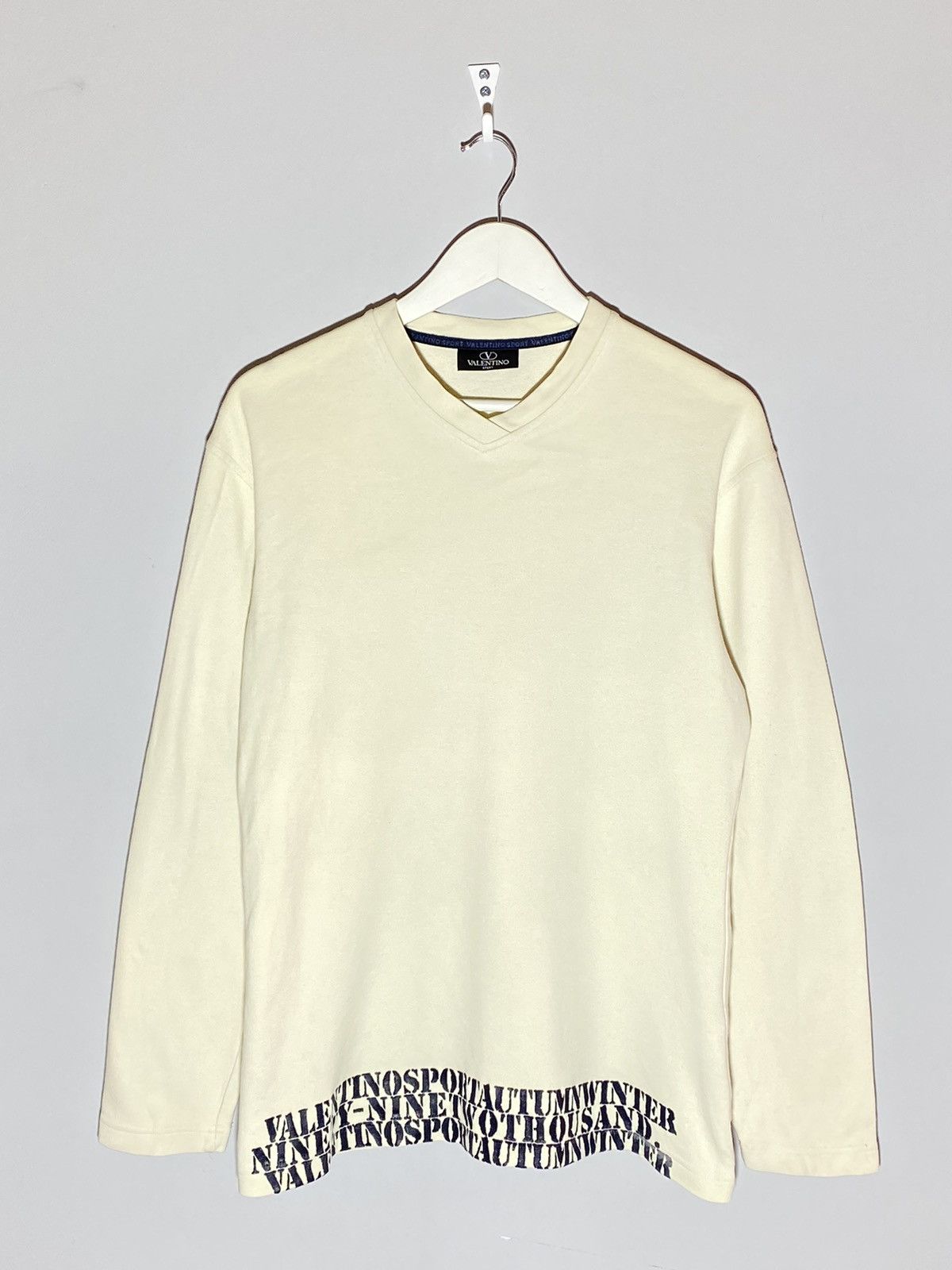 Valentino × Vintage Vintage Valentino A/W 1992 sweatshirt Size US L / EU 52-54 / 3 - 1 Thumbnail