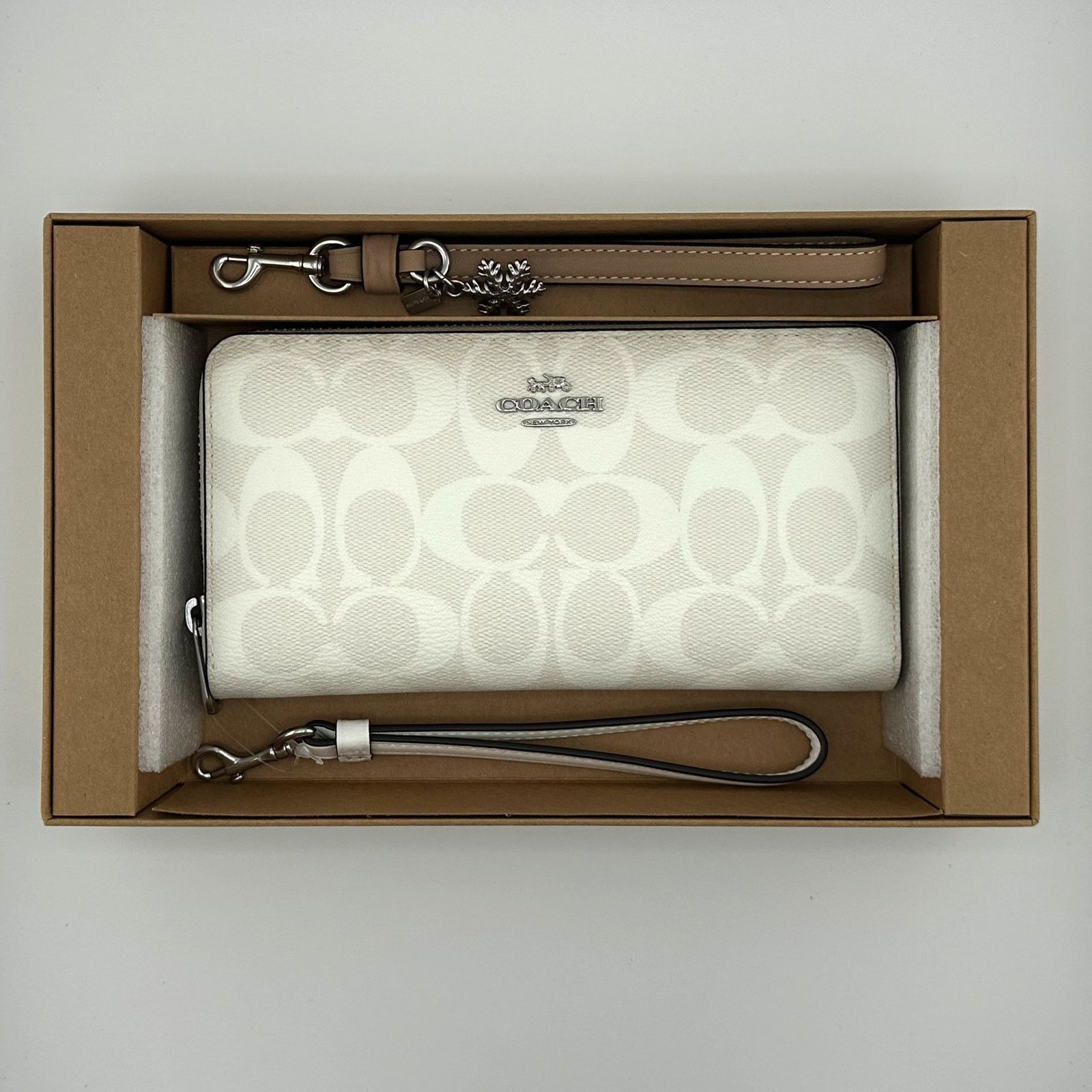 Coach Coach Boxed Long Zip Around Wallet Sig Canvas in White CN051 Size ONE SIZE - 1 Thumbnail