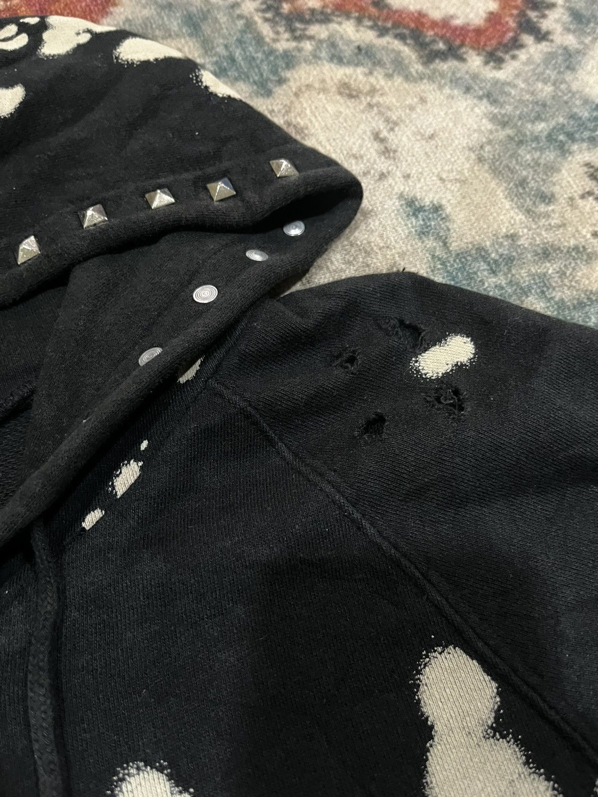 Hysteric Glamour World wide love! Distressed studded Hoodie Size US S / EU 44-46 / 1 - 8 Thumbnail