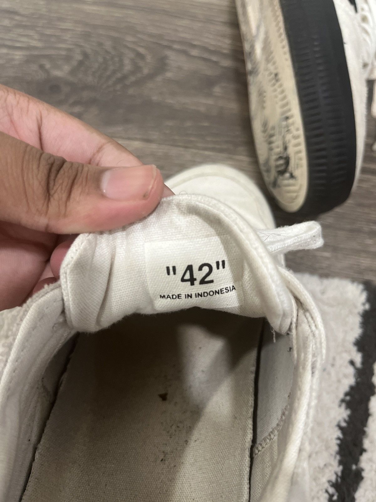 Off-White Off white vulcanized Size US 9 / EU 42 - 1 Thumbnail
