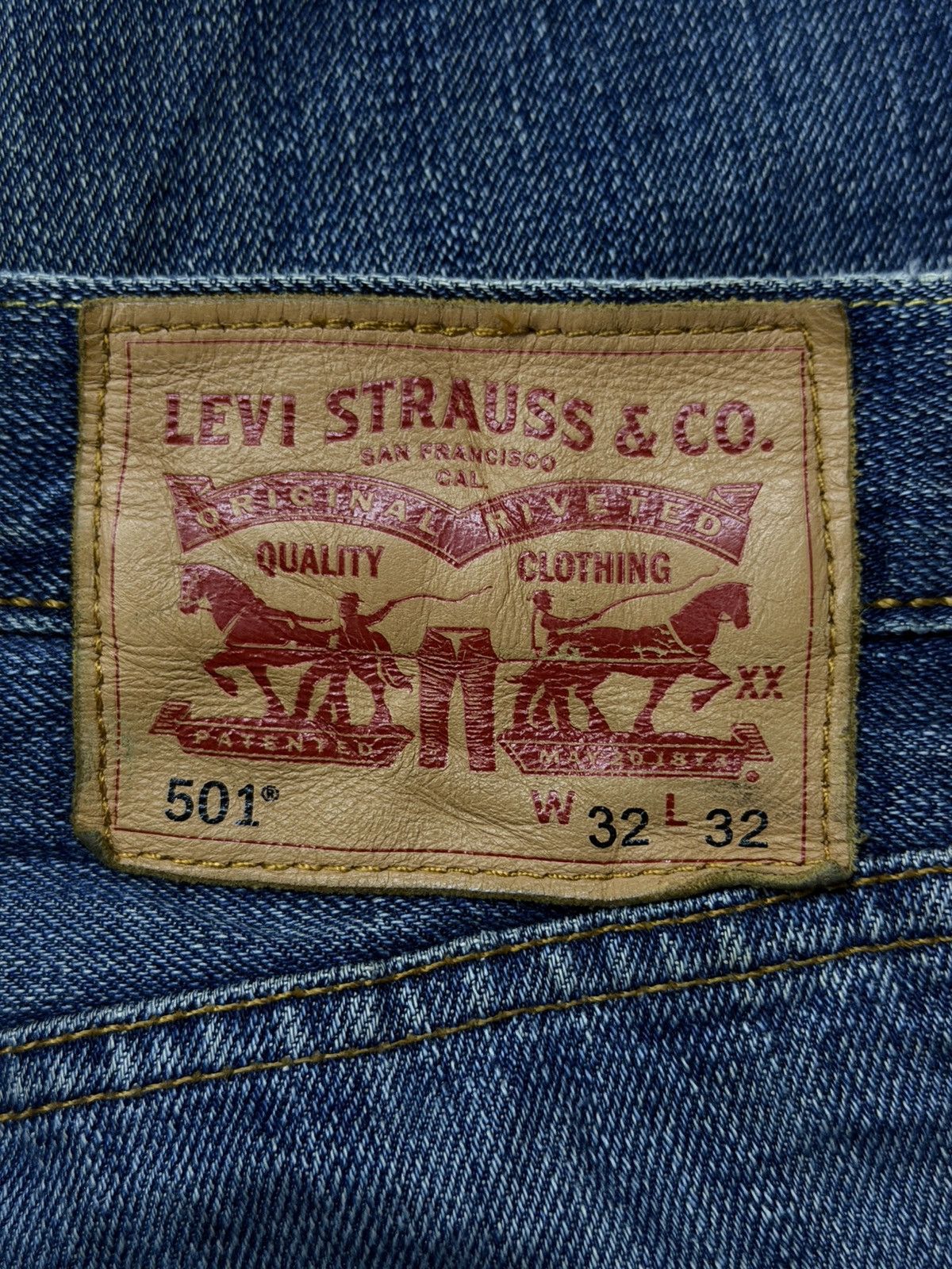 Levi's Vintage Levi’s 501 Denim Jeans | Regular Straight Fit | W34 Size US 34 / EU 50 - 10 Thumbnail