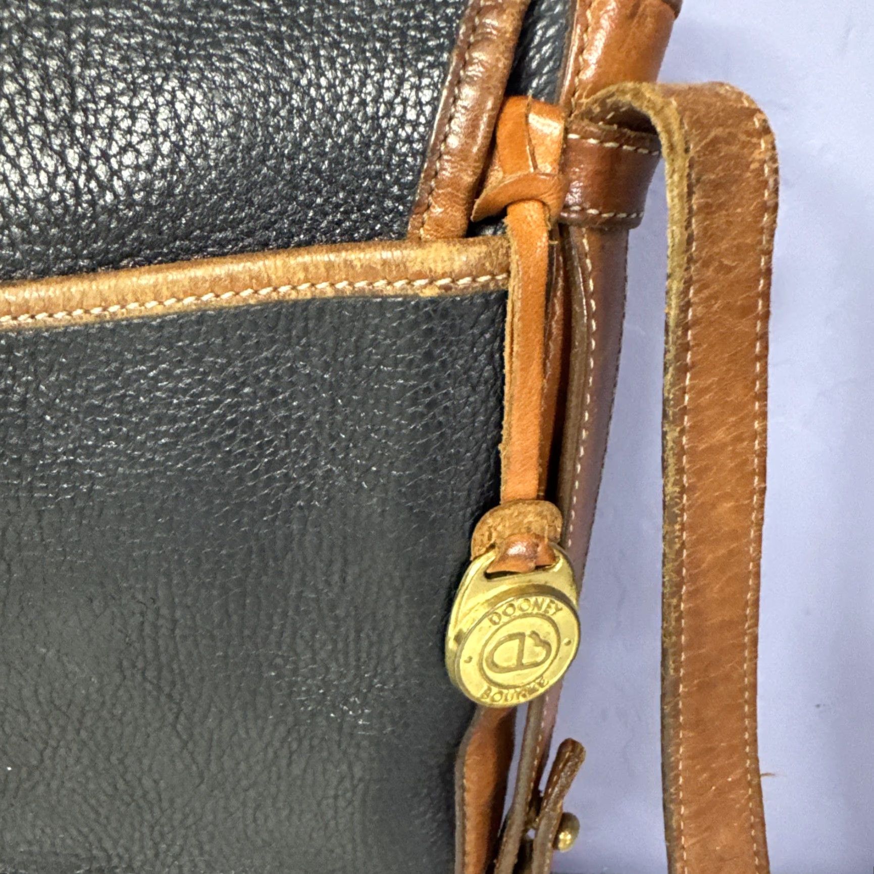 Dooney & Bourke VINTAGE Dooney & Bourke Cavalry Spectator Bag Bucket Bag Black Tan All Weather Leather Women Size ONE SIZE - 8 Thumbnail