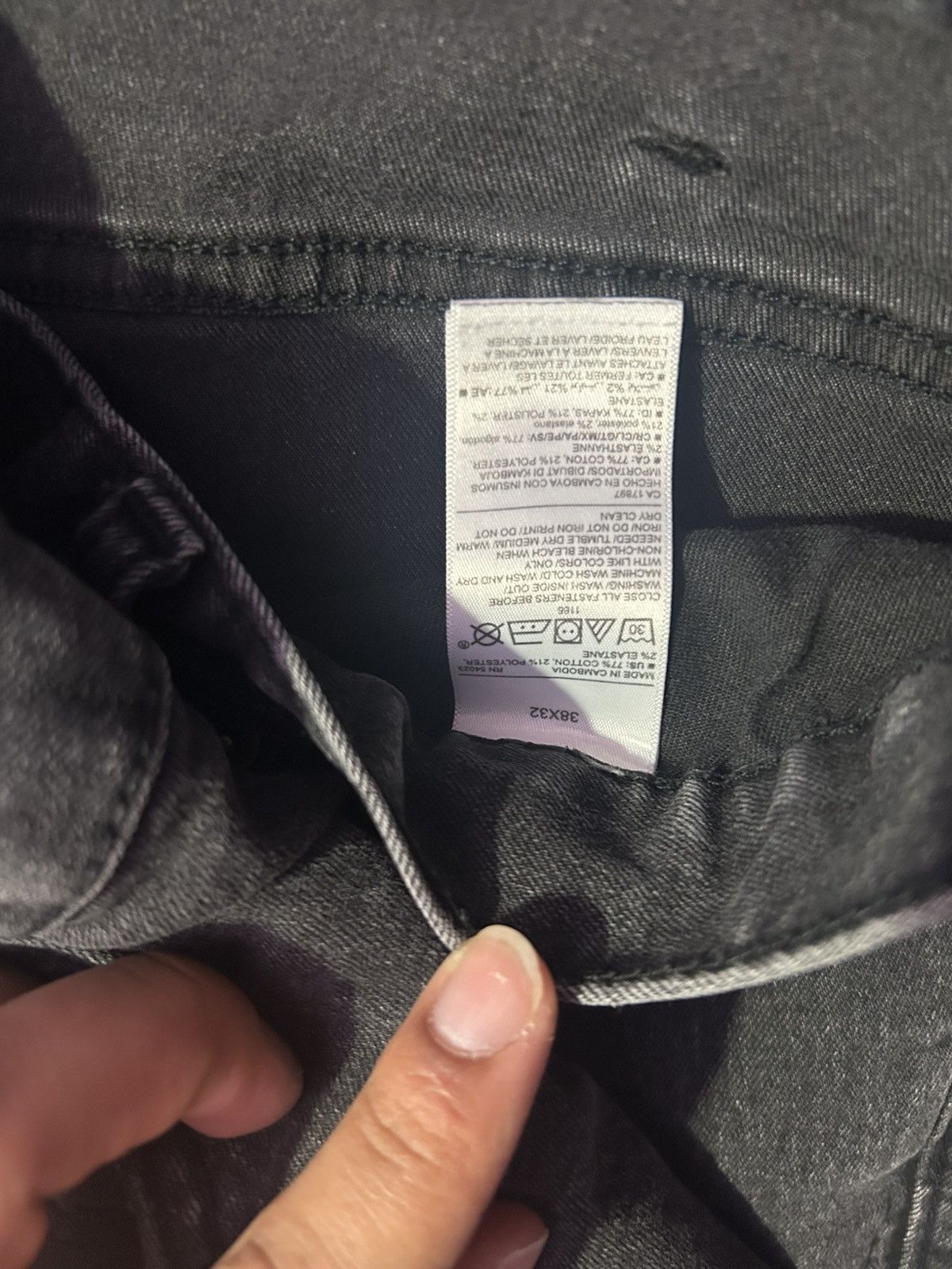Old Navy Black Old Navy Jeans Size US 38 / EU 54 - 3 Thumbnail