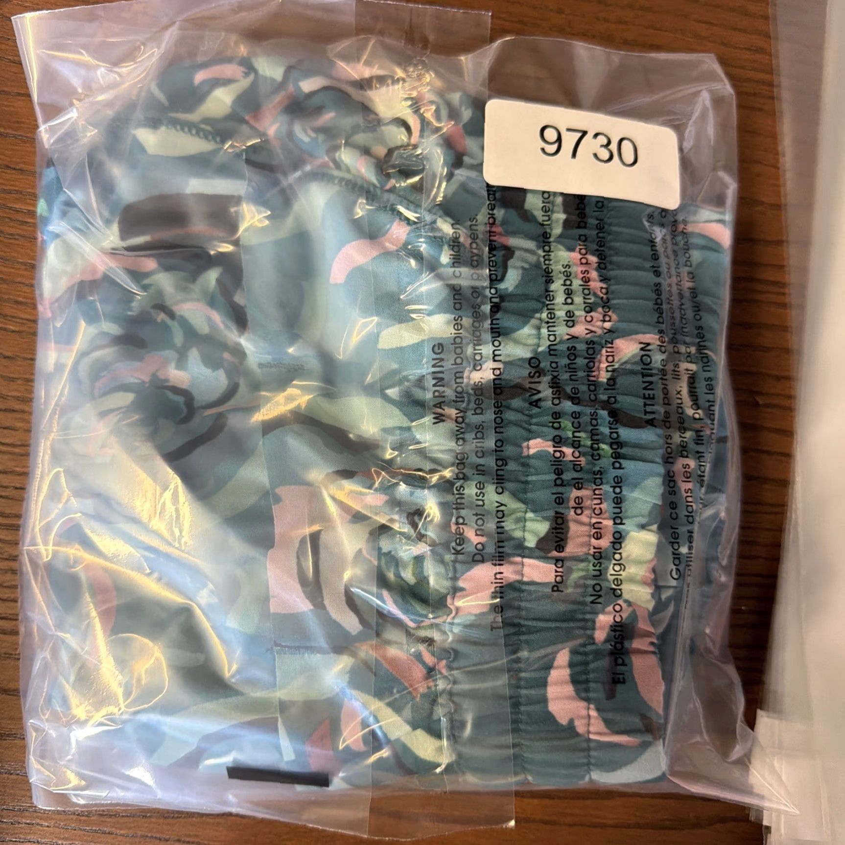 Athleta Athleta Women's Floral Print Hustle 3 Shorts Workout Gym Multicolor S Small Regular Inseam 3 in Multicolor Athletic Compression Activewear Casual Size 28" / US 6 / IT 42 - 4 Thumbnail