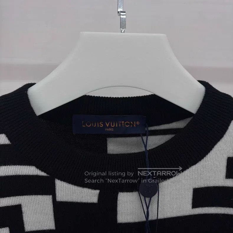 Louis Vuitton Louis Vuitton Black and white jacquard logo sweater Size US M / EU 48-50 / 2 - 4 Thumbnail