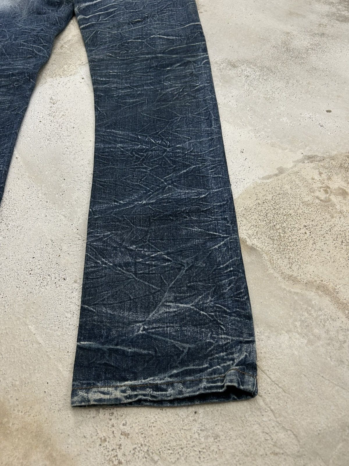 Tornado Mart Lowbox Whiskered Distressed Straight Leg Denim Fade Wash Size US 31 - 14 Thumbnail