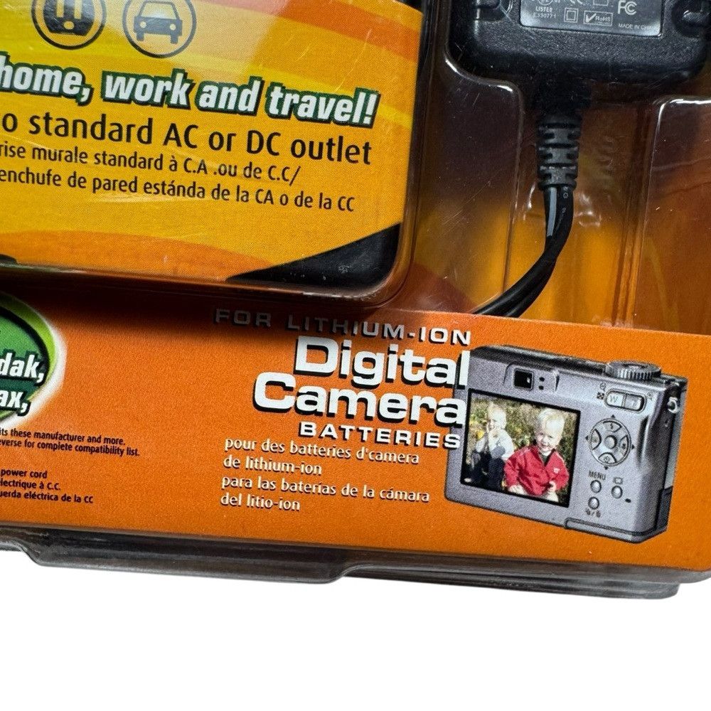 Other NWT New Duracell Digital Camera Battery Charger Size ONE SIZE - 2 Thumbnail